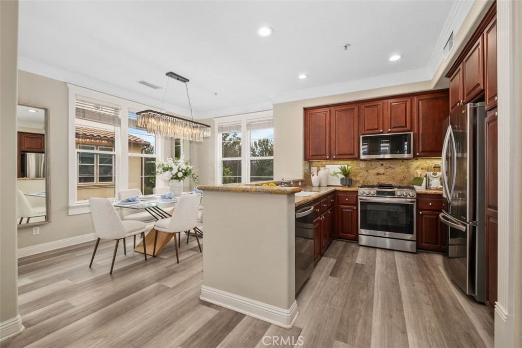 347 Tall Oak