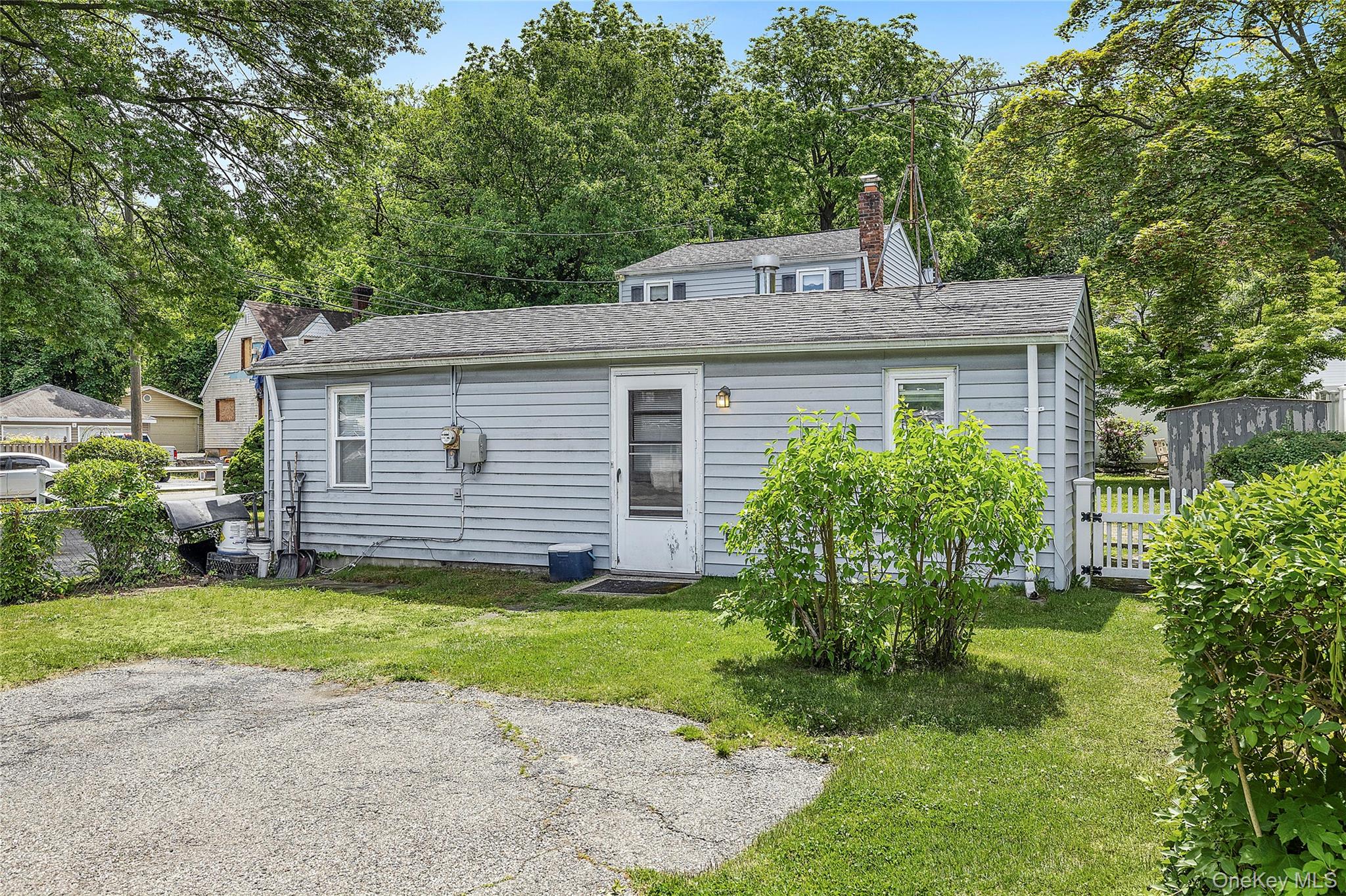 1 Beverly Road