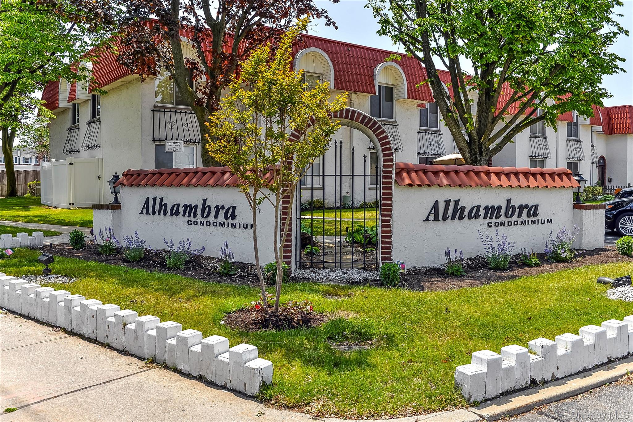 17 Alhambra Drive Unit: 17
