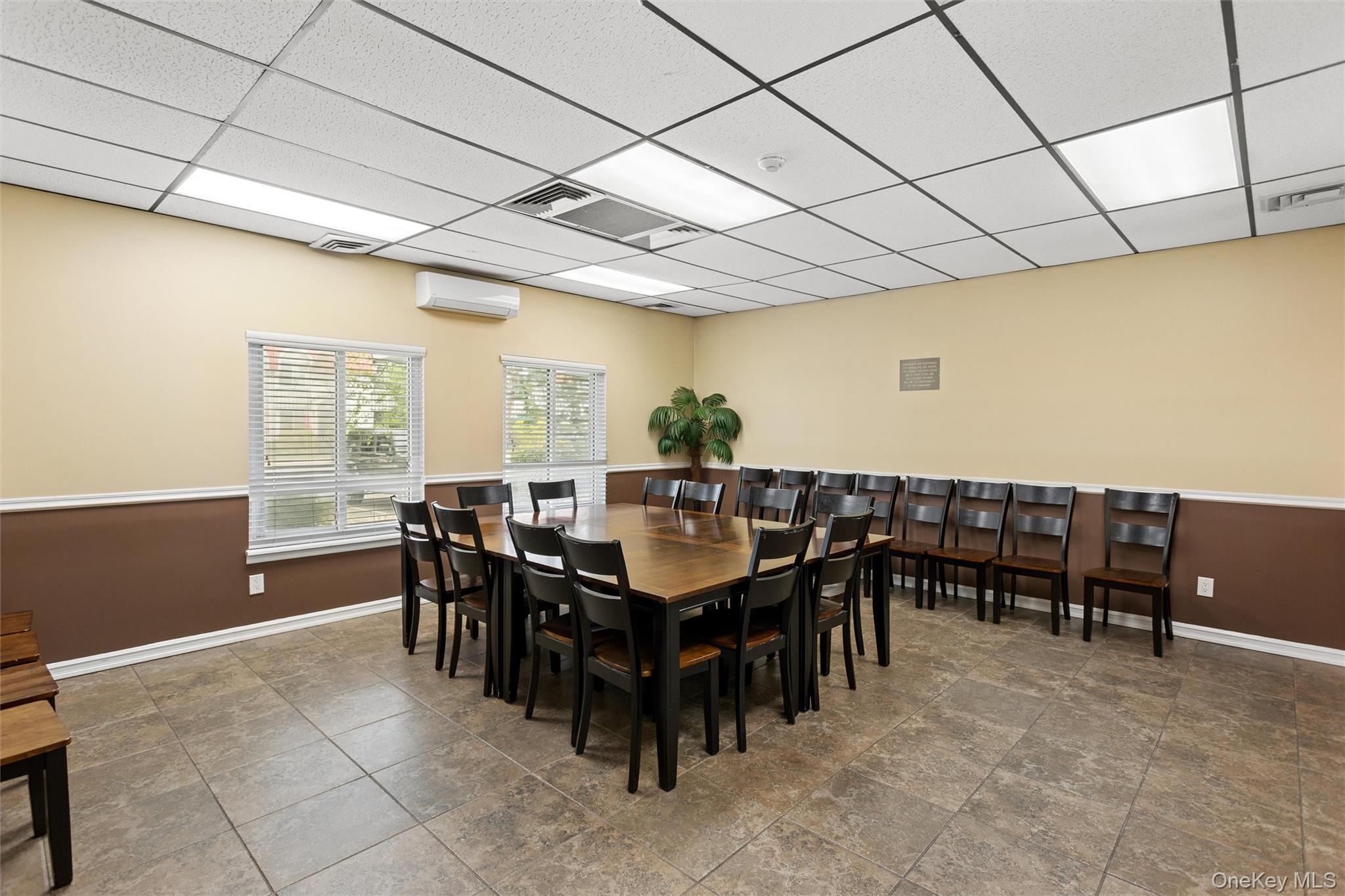 17 Alhambra Drive Unit: 17