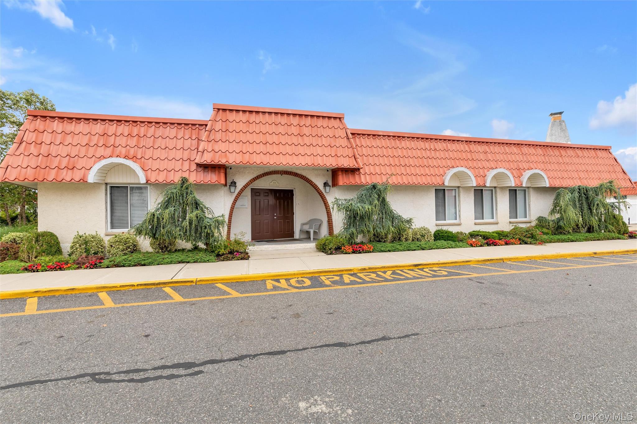 17 Alhambra Drive Unit: 17
