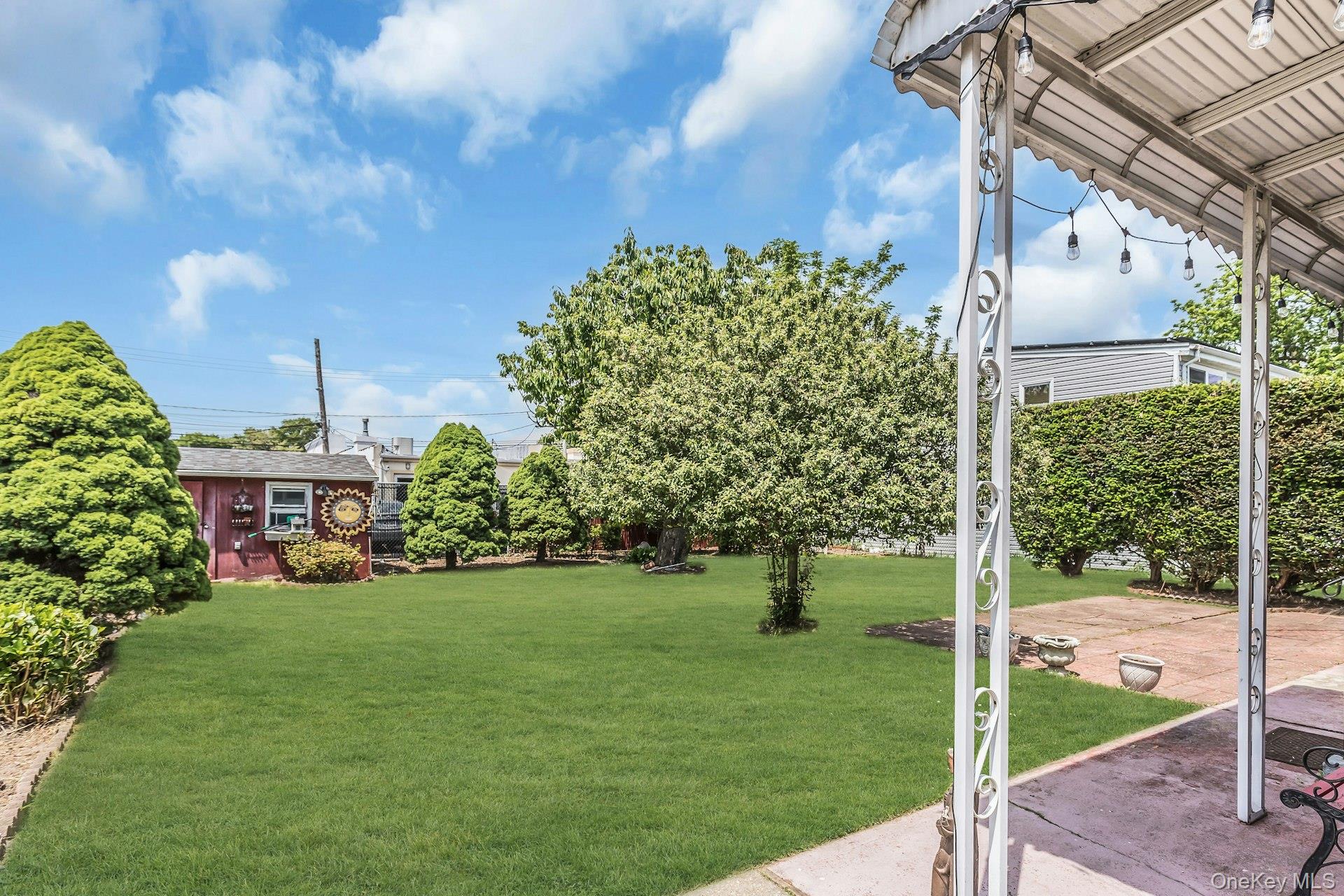 22 Beach Avenue