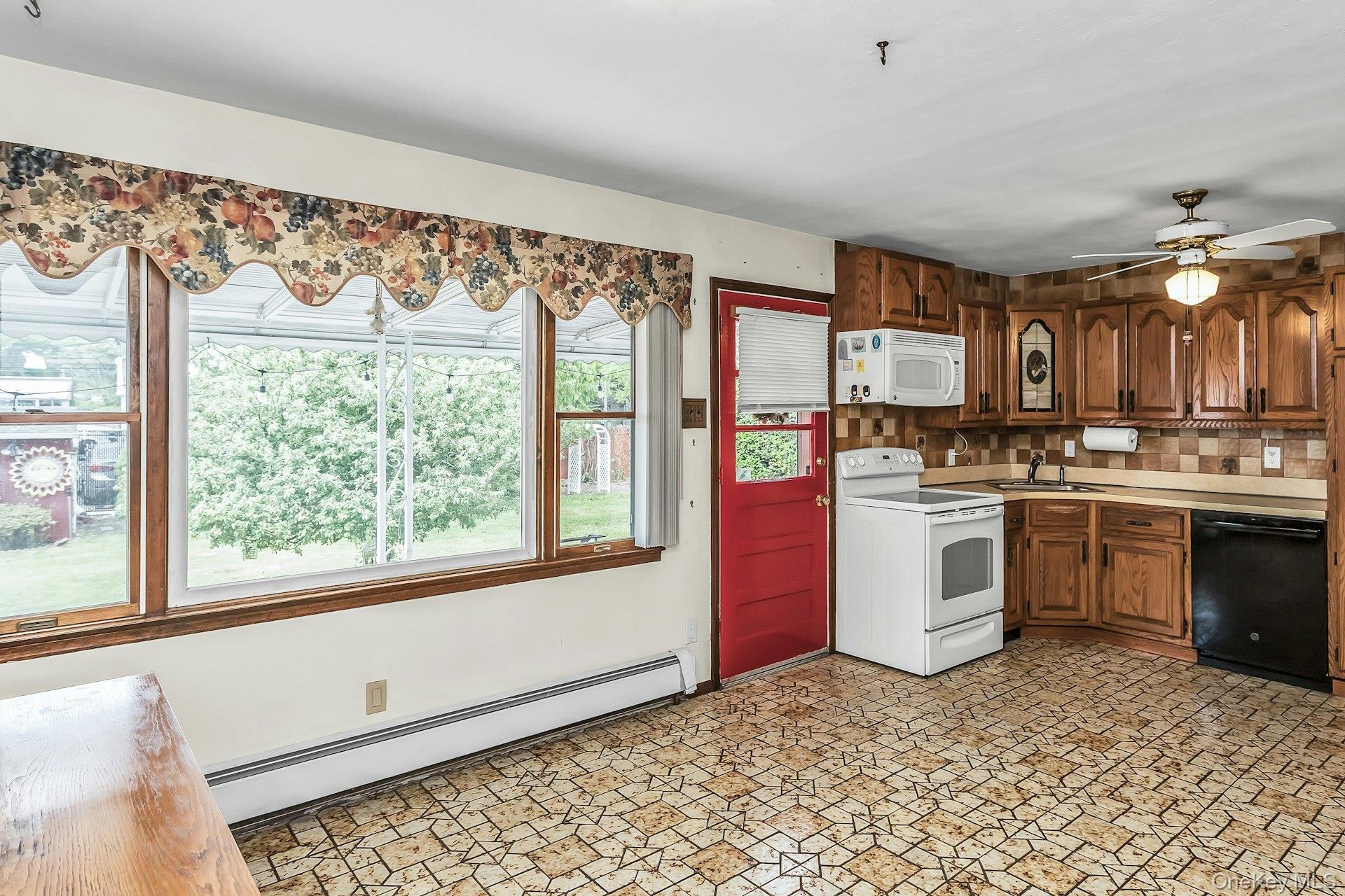 22 Beach Avenue