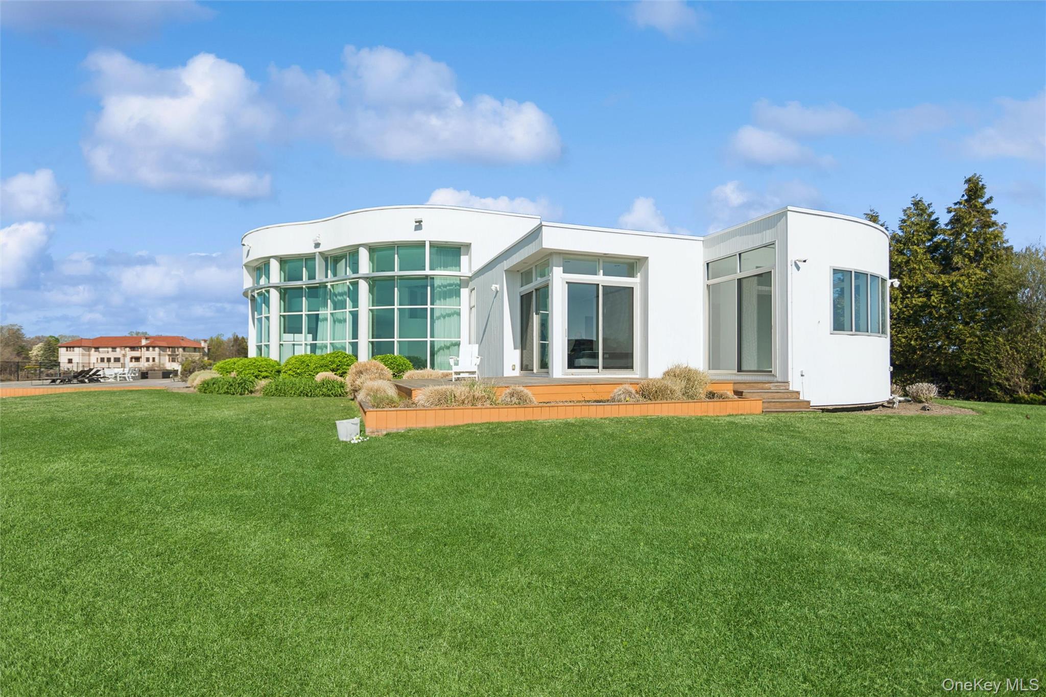 50 Heron Drive