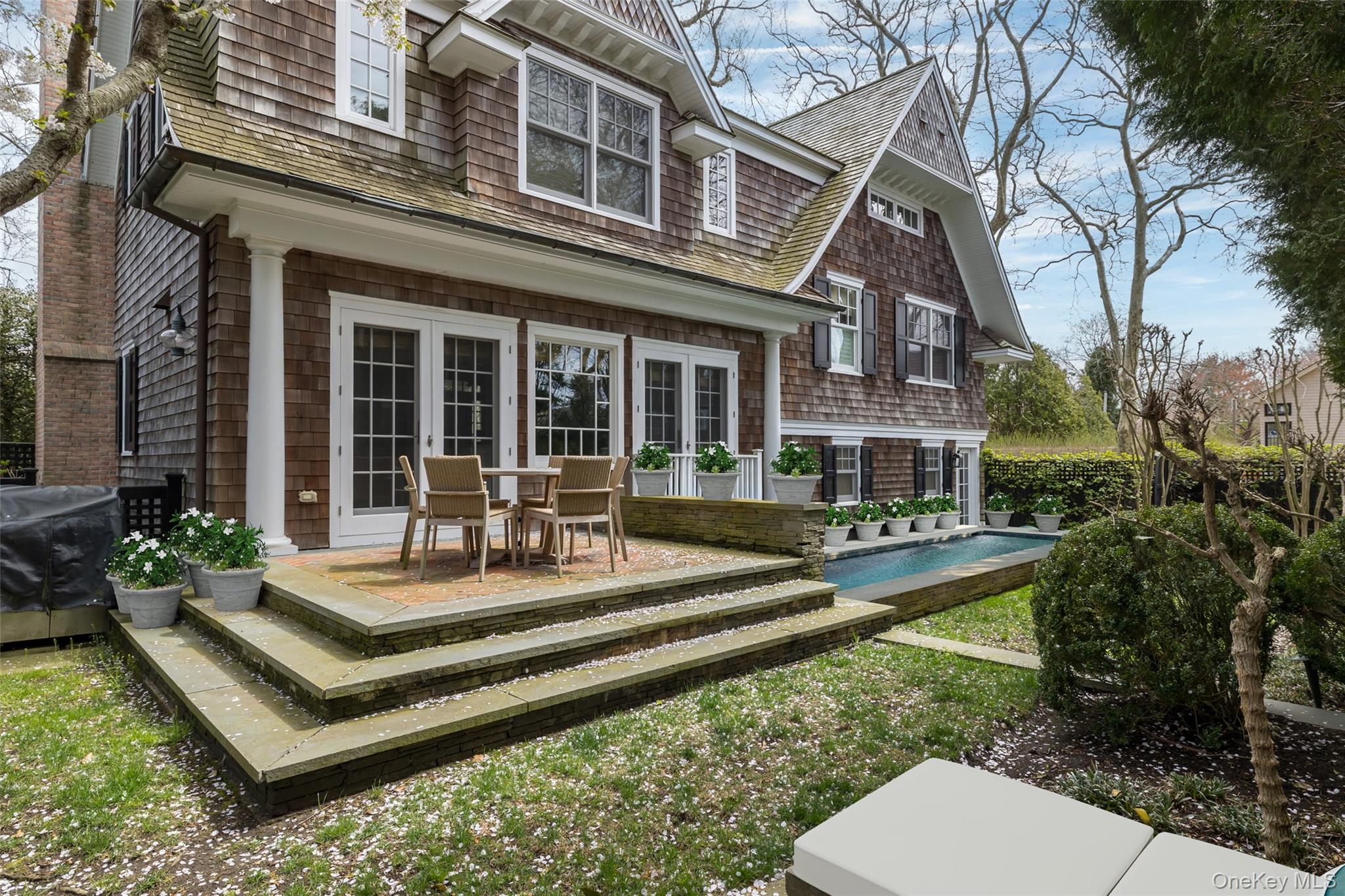 1 Meadow Way