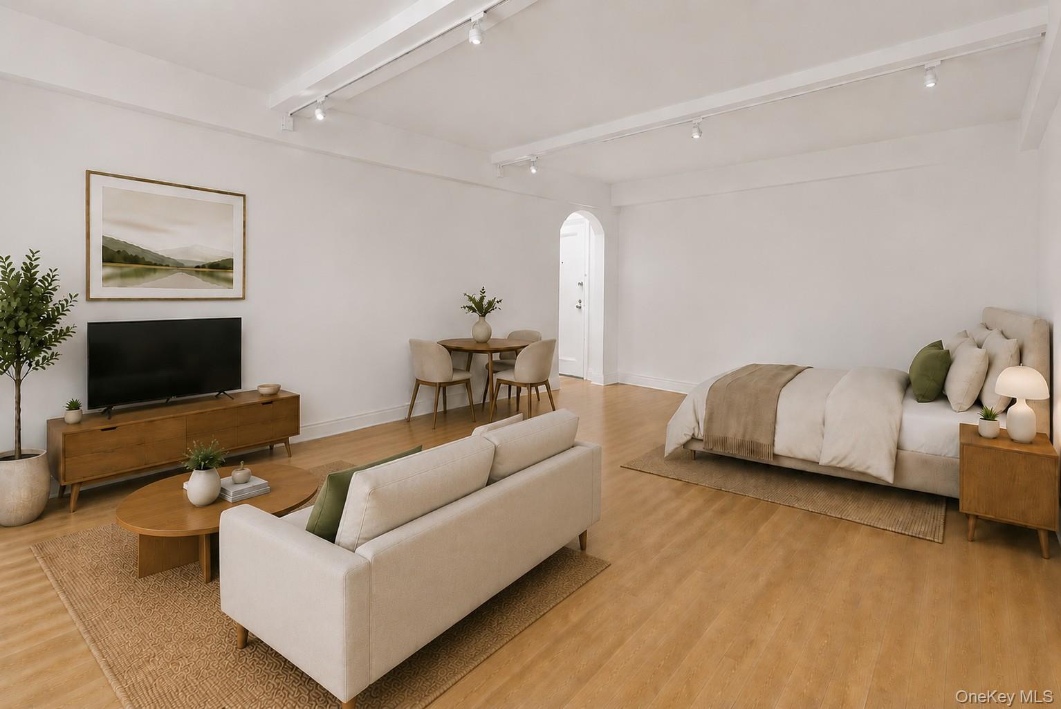 319 E 50 Street Unit: 10L