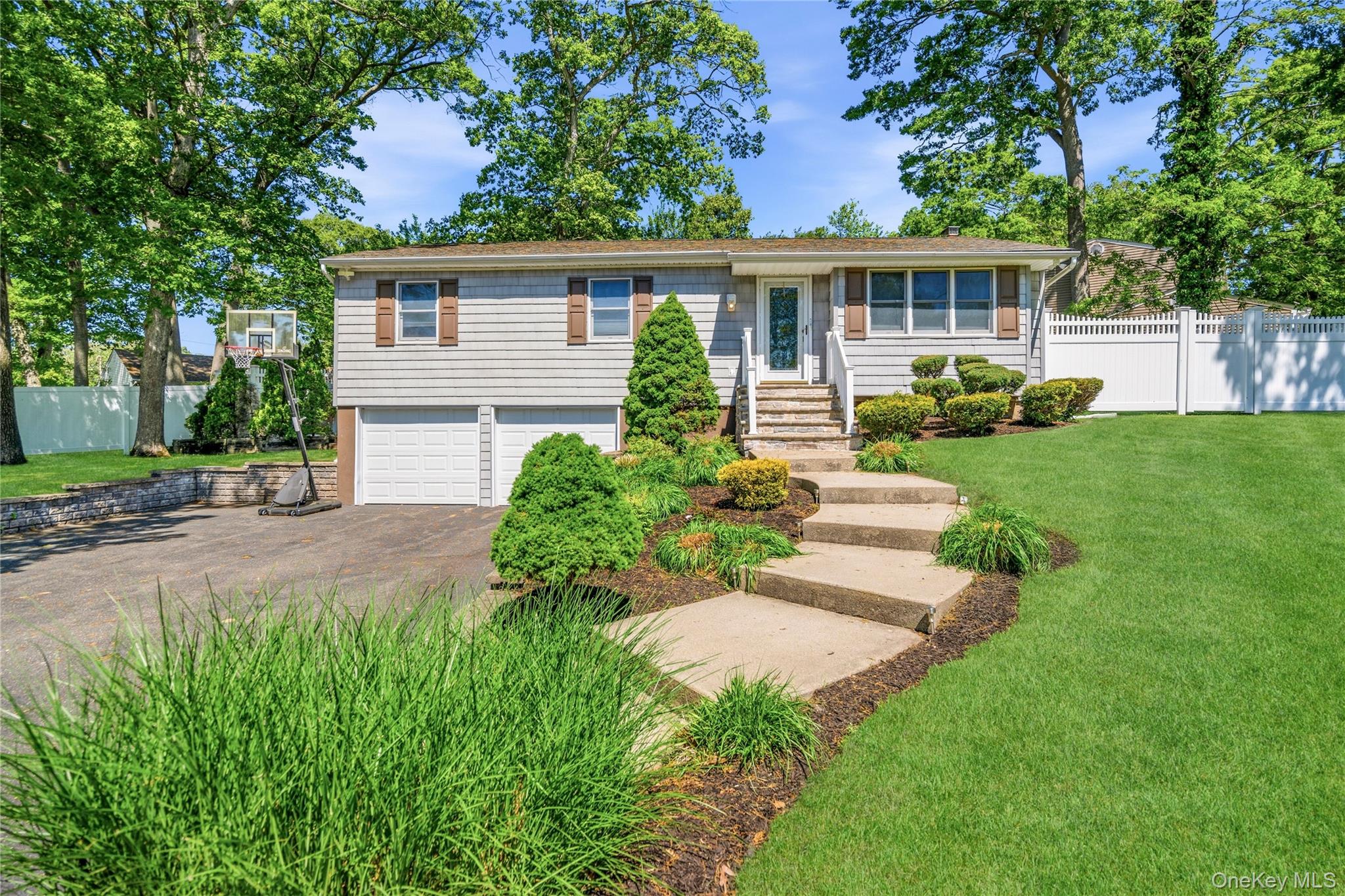 4 Olive Court