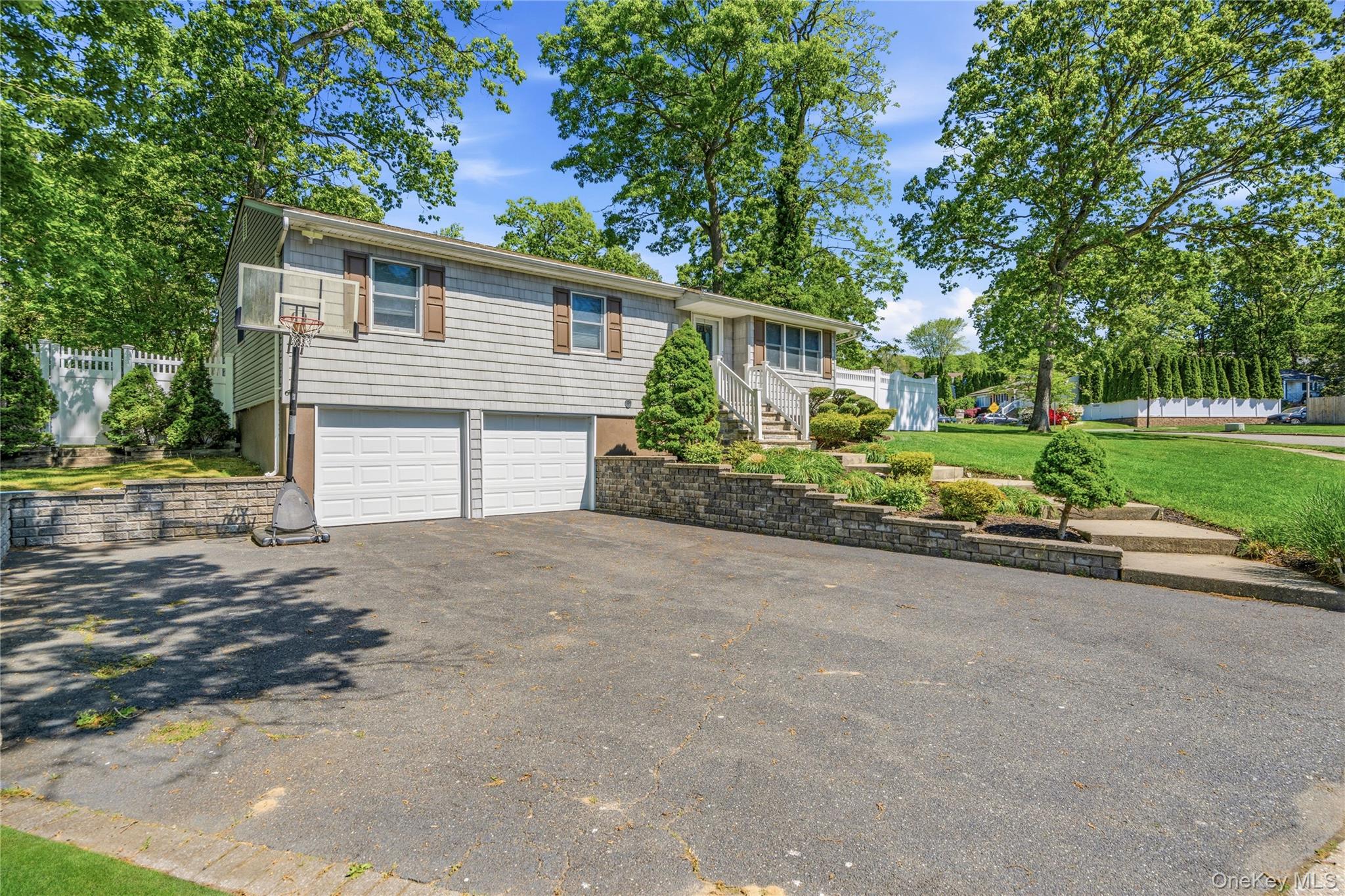 4 Olive Court