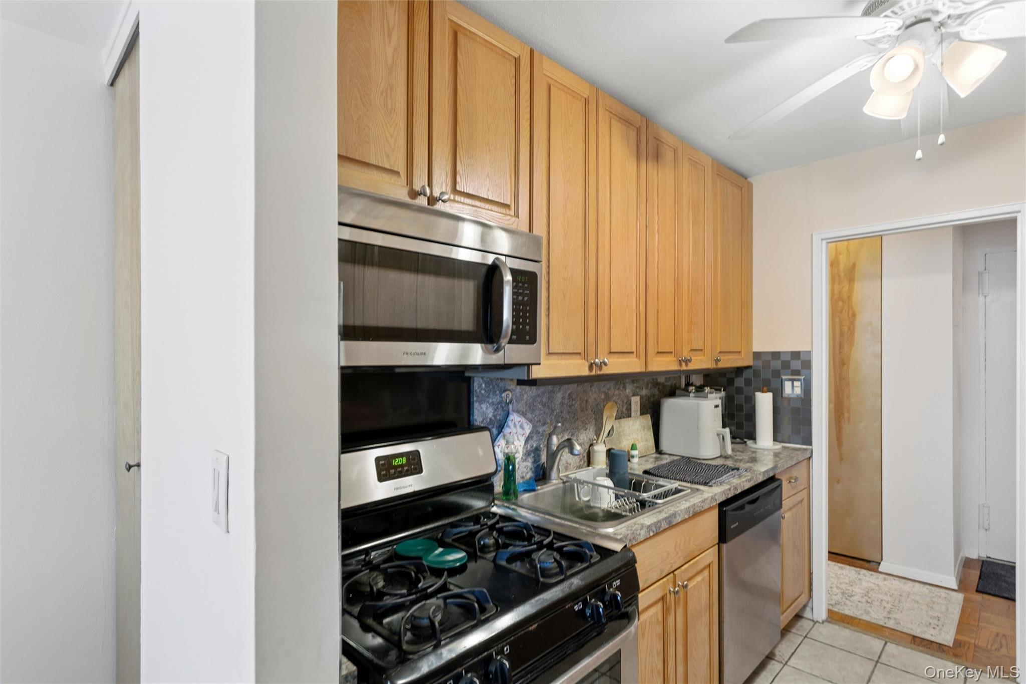 420 Shore Road Unit: 5E