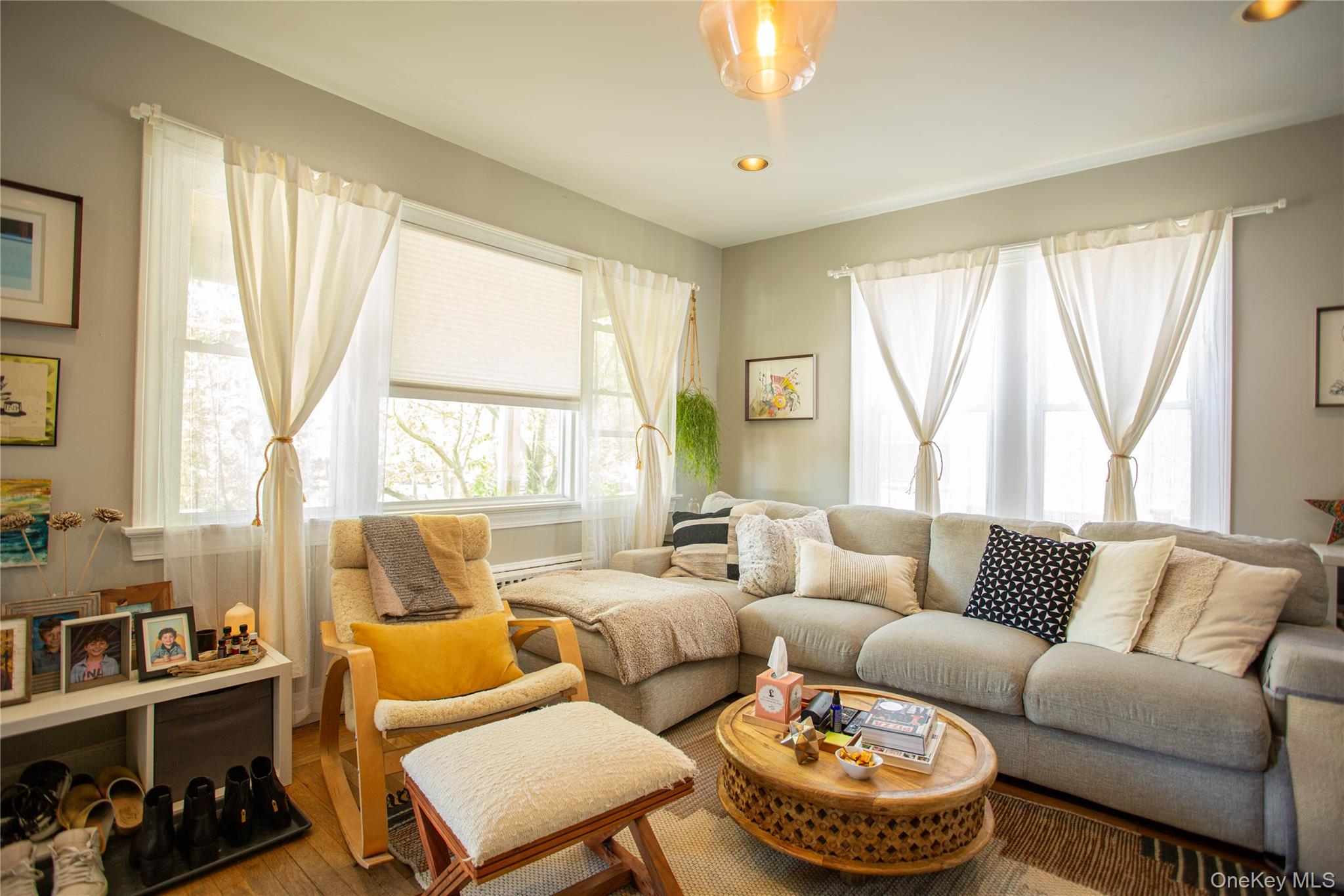 445 W Walnut Street