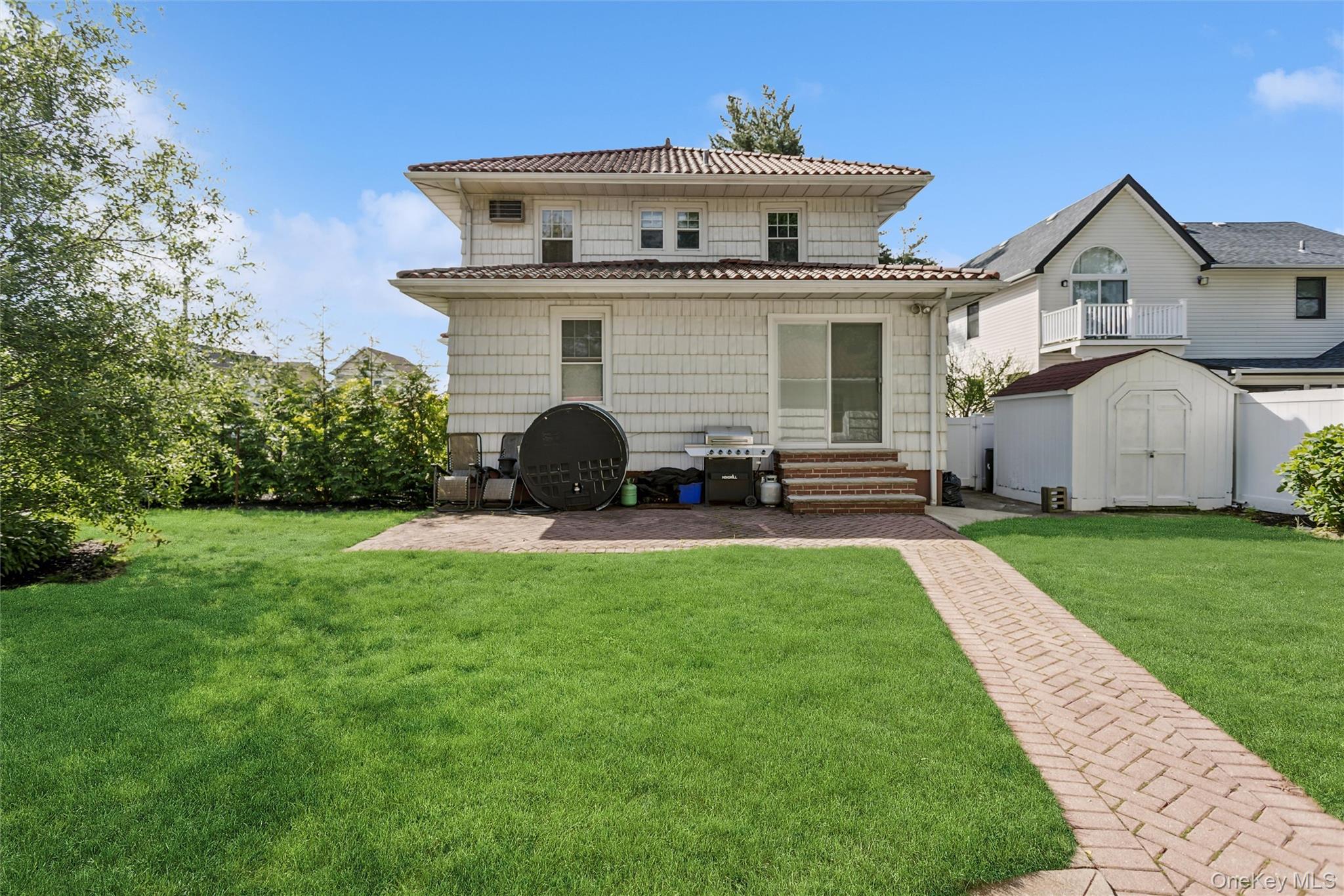 50 Roxbury Road