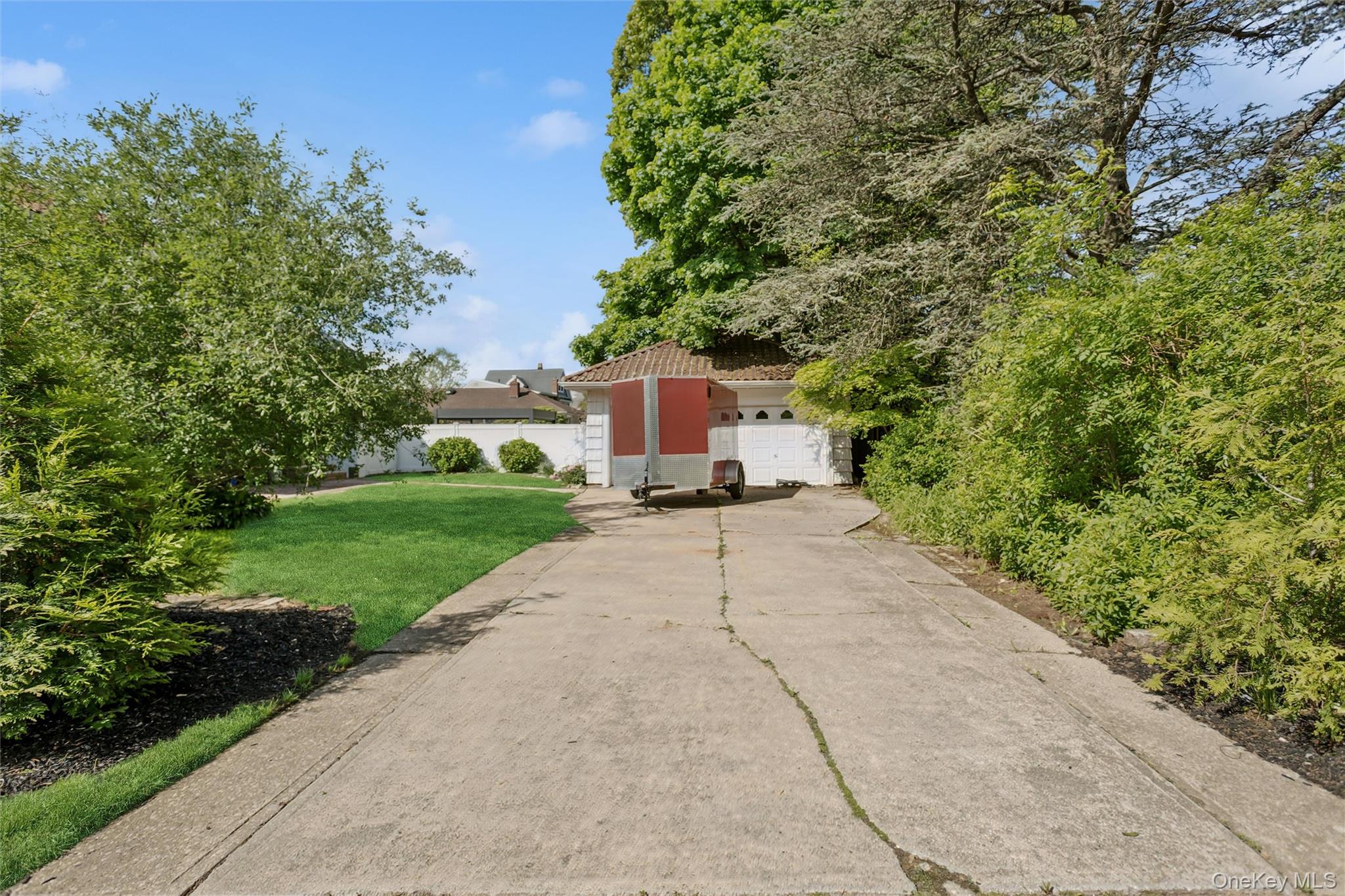 50 Roxbury Road