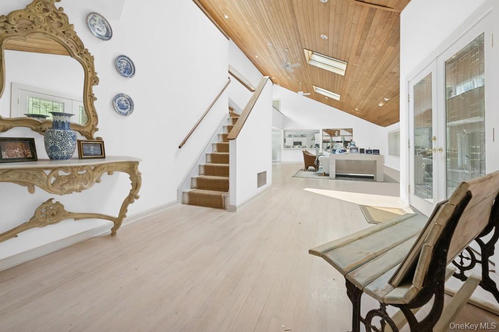 61 Hidden Cove Court