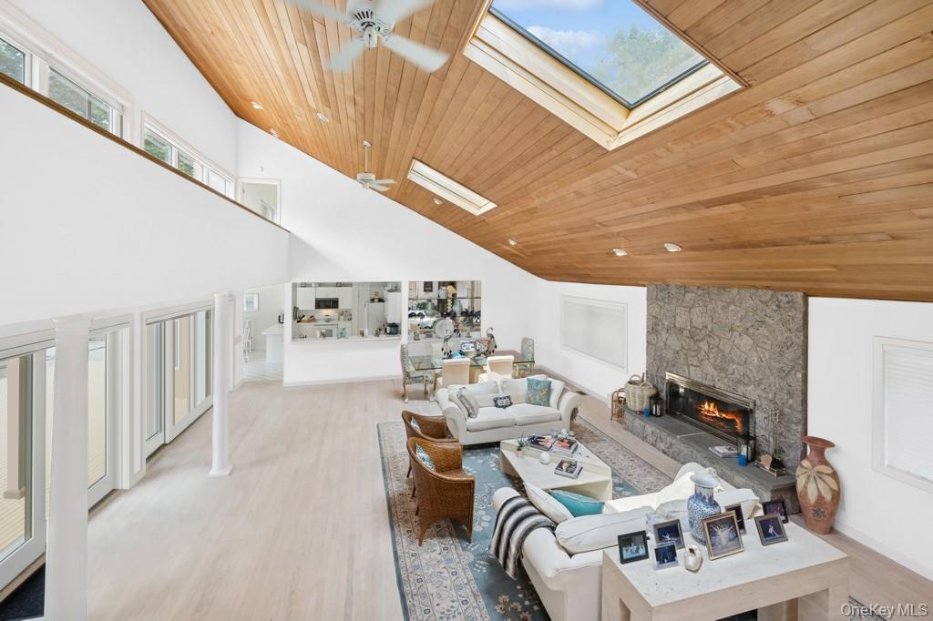 61 Hidden Cove Court