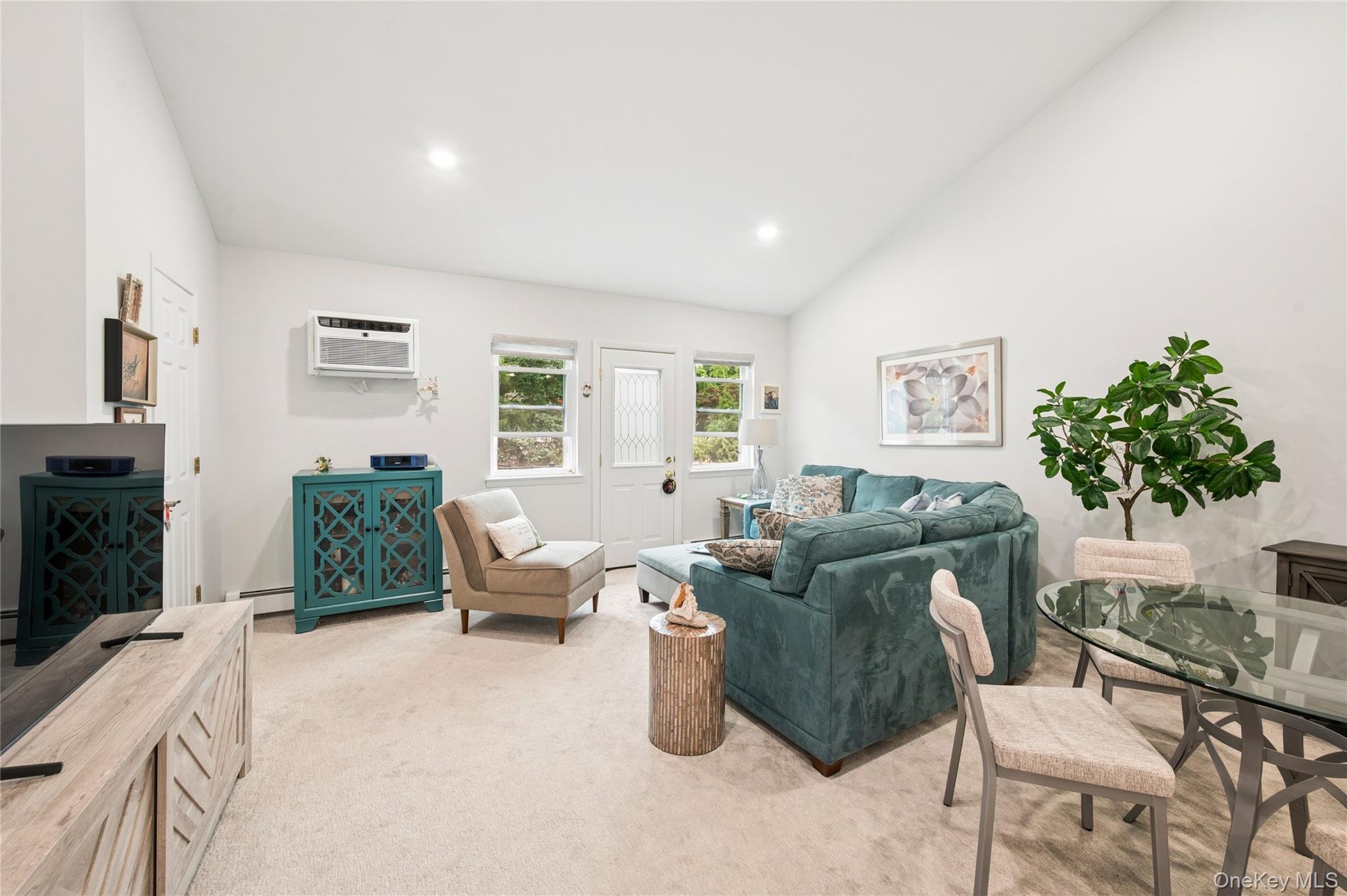 408 Cambridge Court