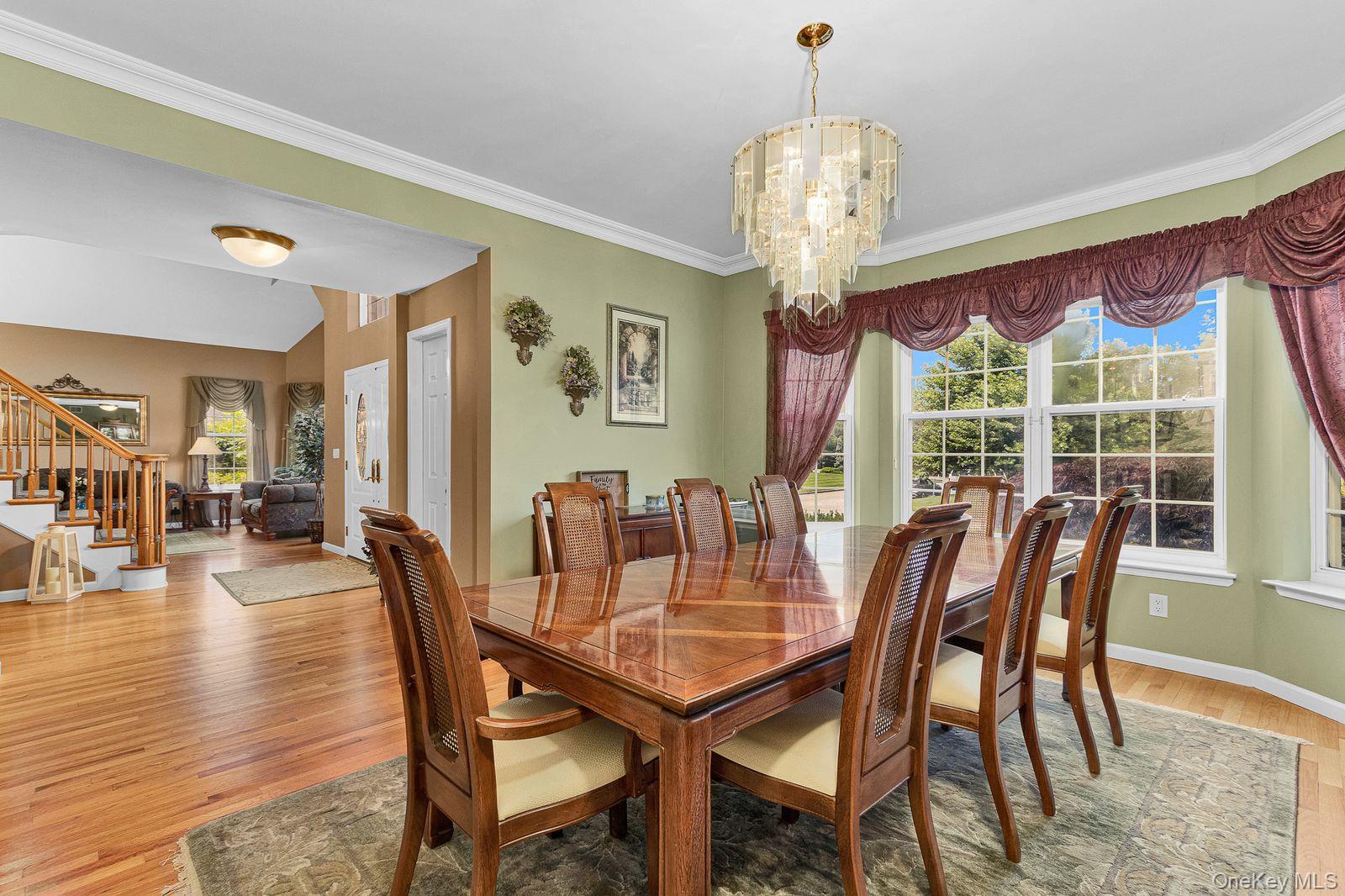 9 Redwood Lane