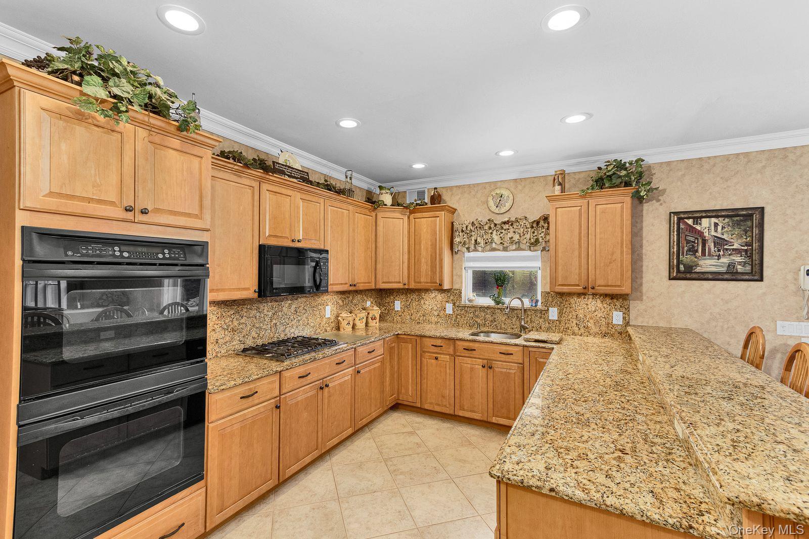 9 Redwood Lane