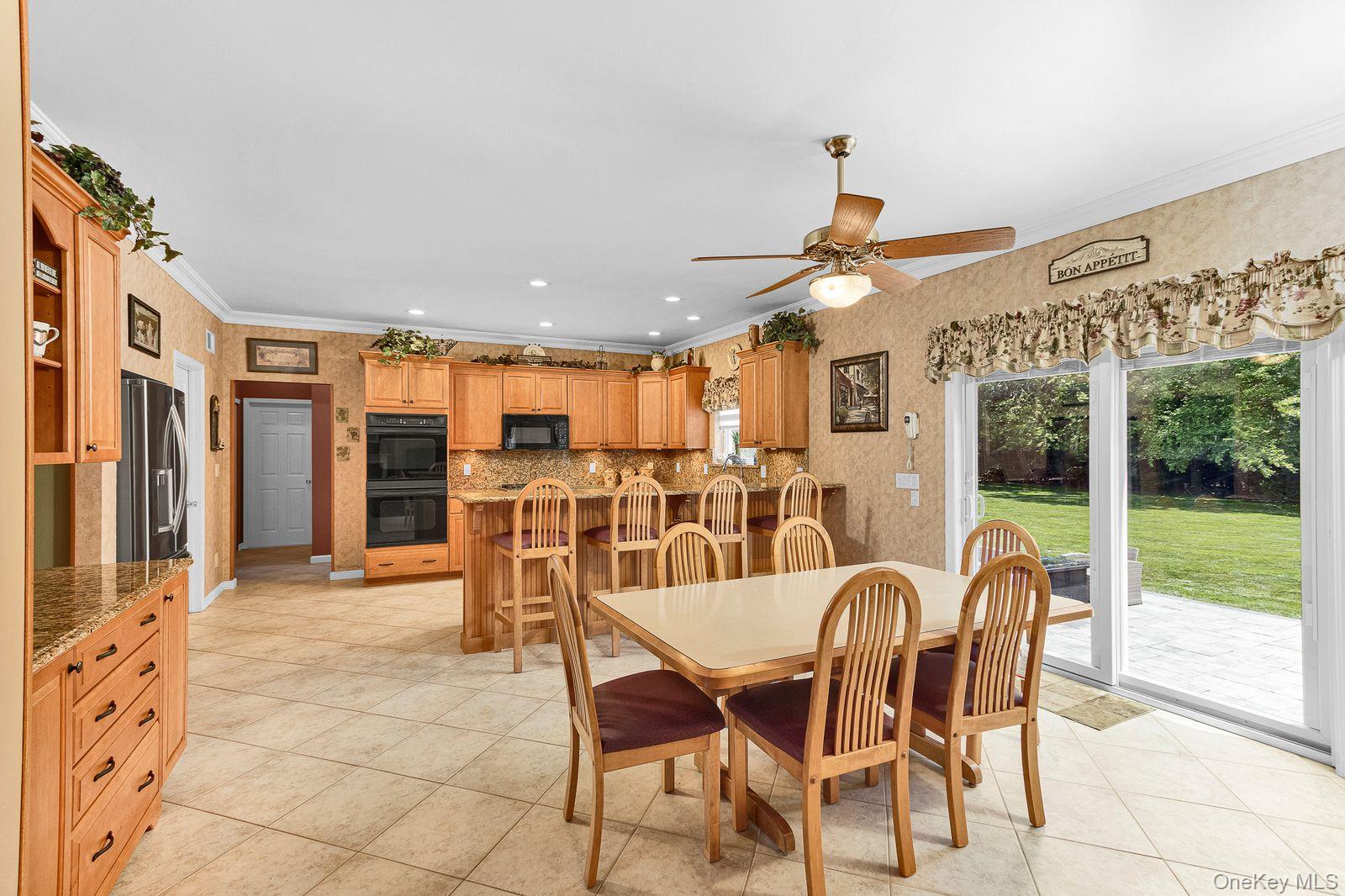 9 Redwood Lane