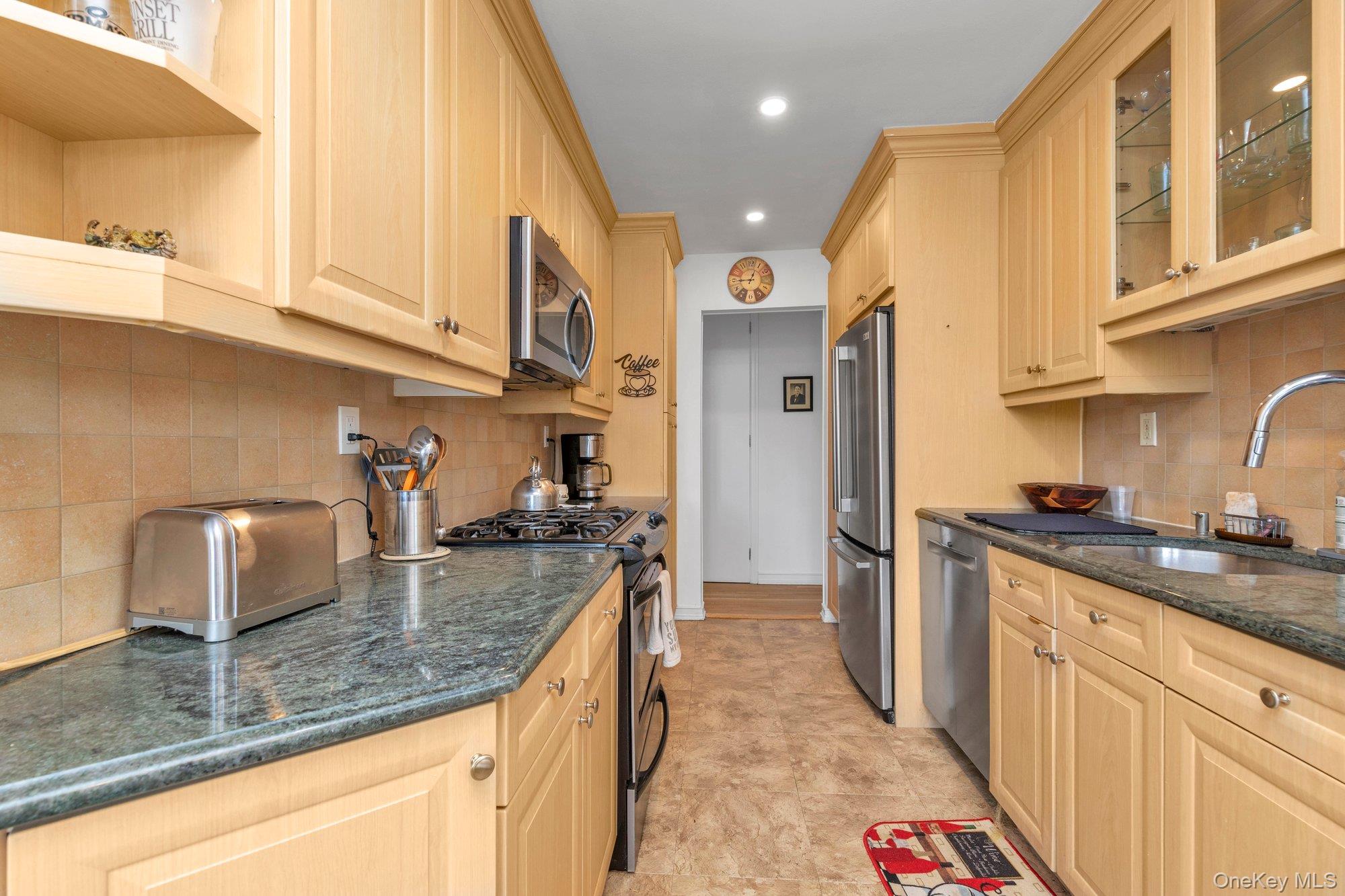 18-35 Corporal Kennedy Street Unit: 5F