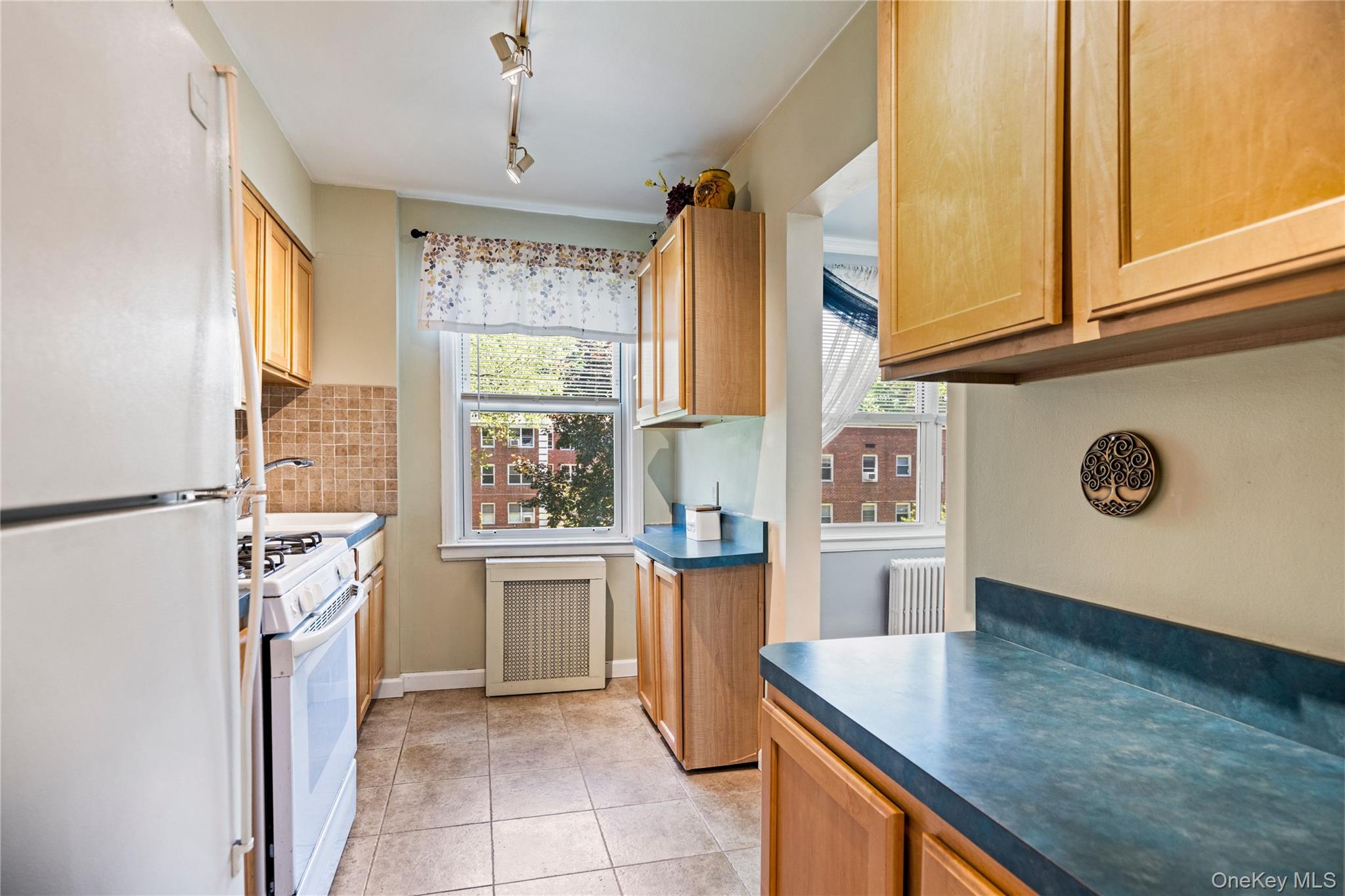 1 Edwards Street Unit: 2D