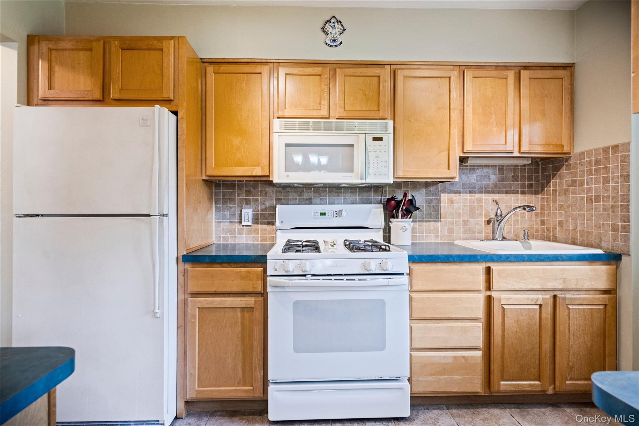 1 Edwards Street Unit: 2D