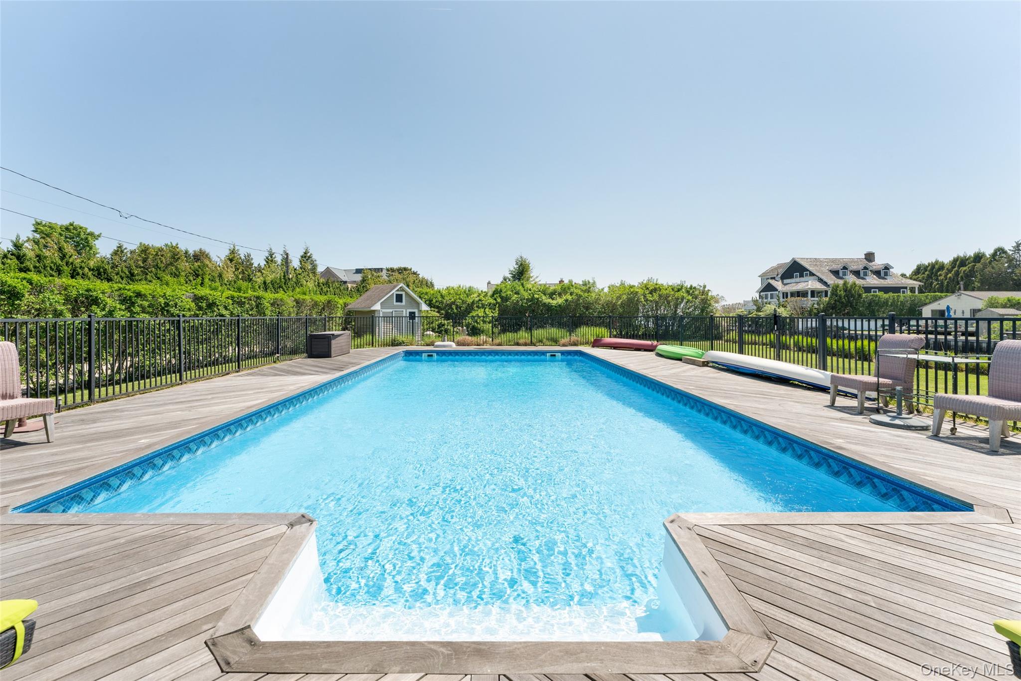 56 Middle Pond Road