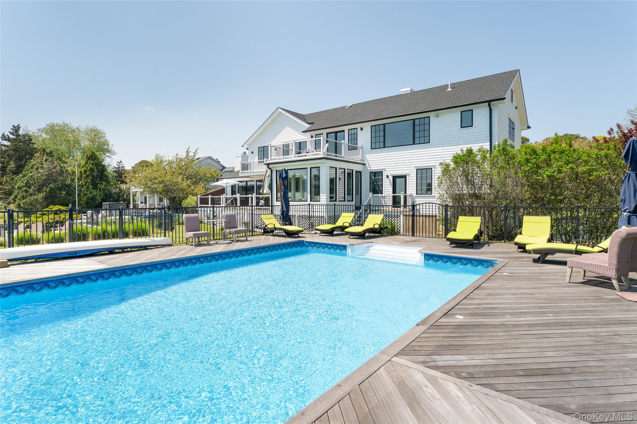 56 Middle Pond Road