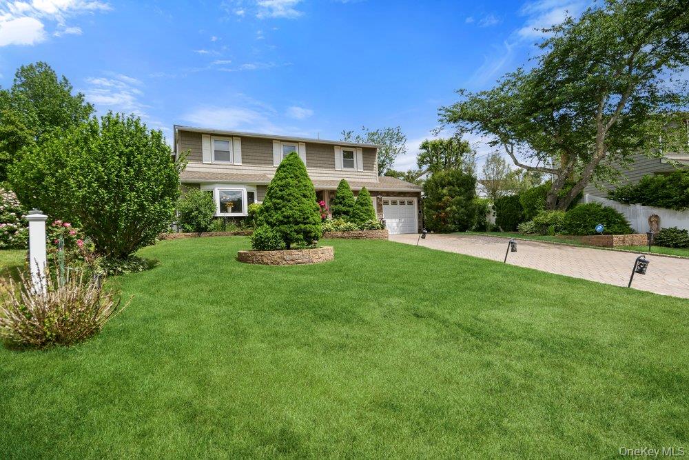 48 Lawrence Avenue