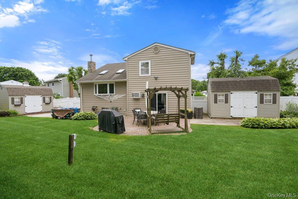 48 Lawrence Avenue
