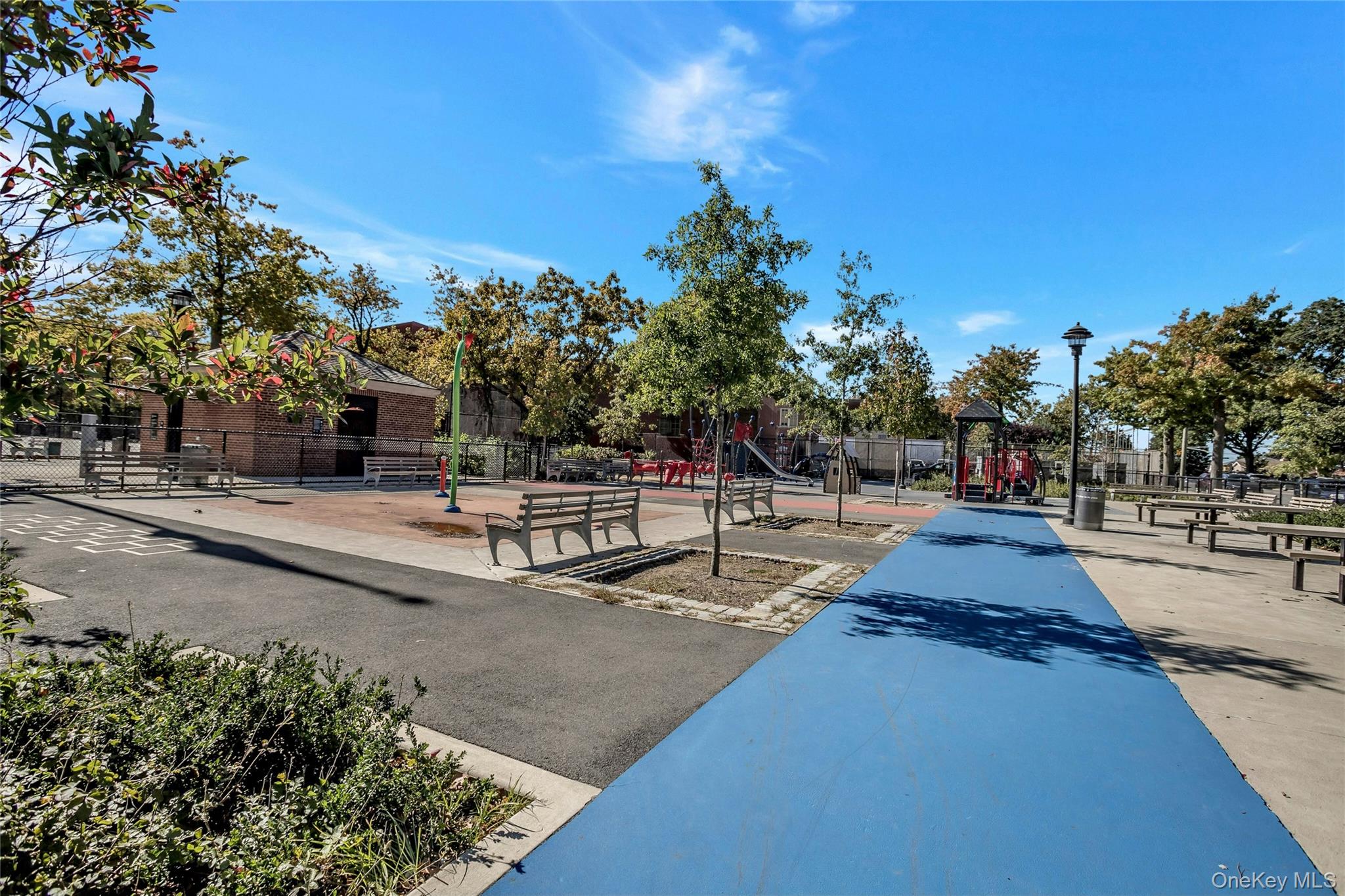 253-01 61st Avenue Unit: UPPER