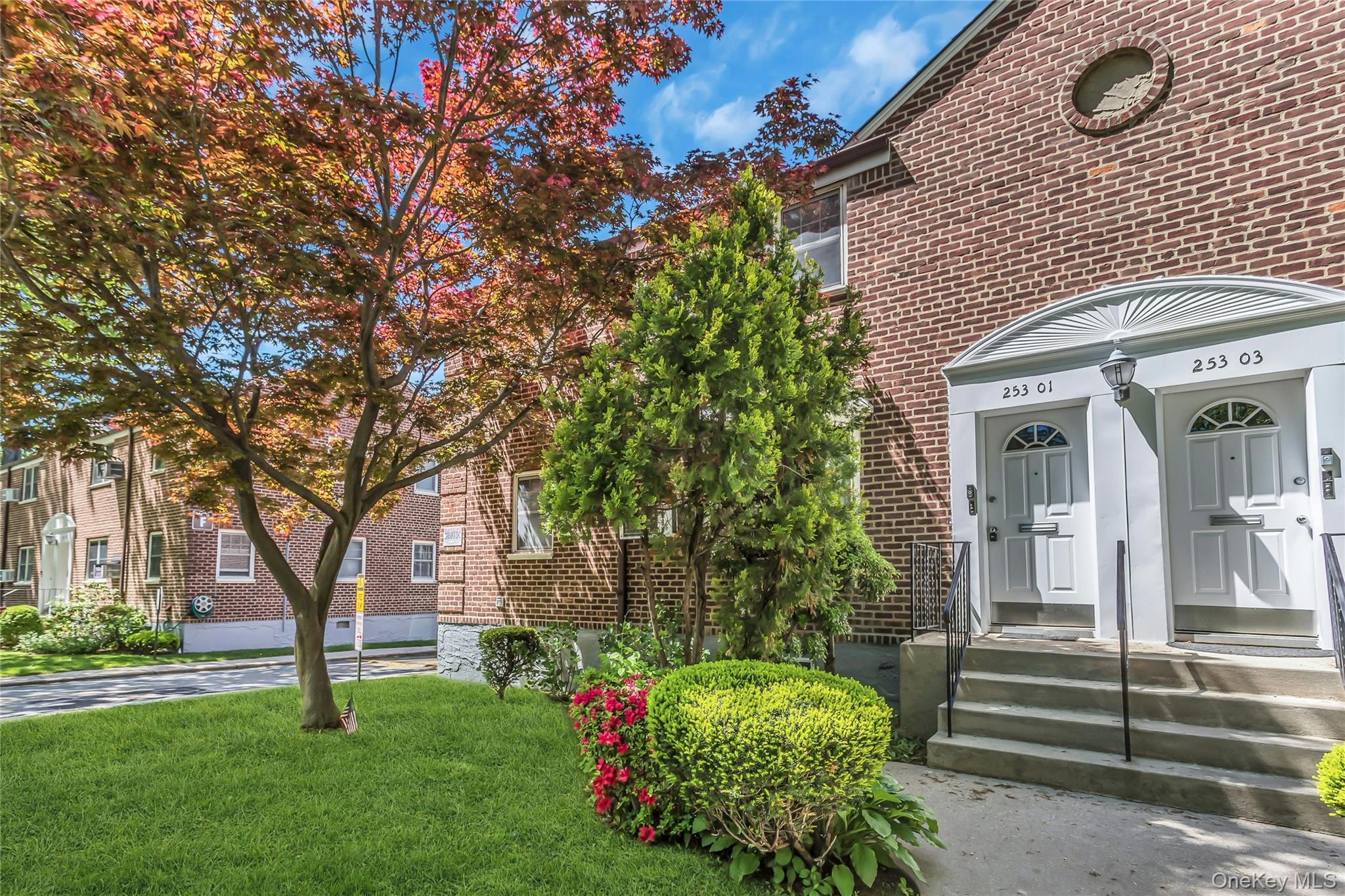 253-01 61st Avenue Unit: UPPER