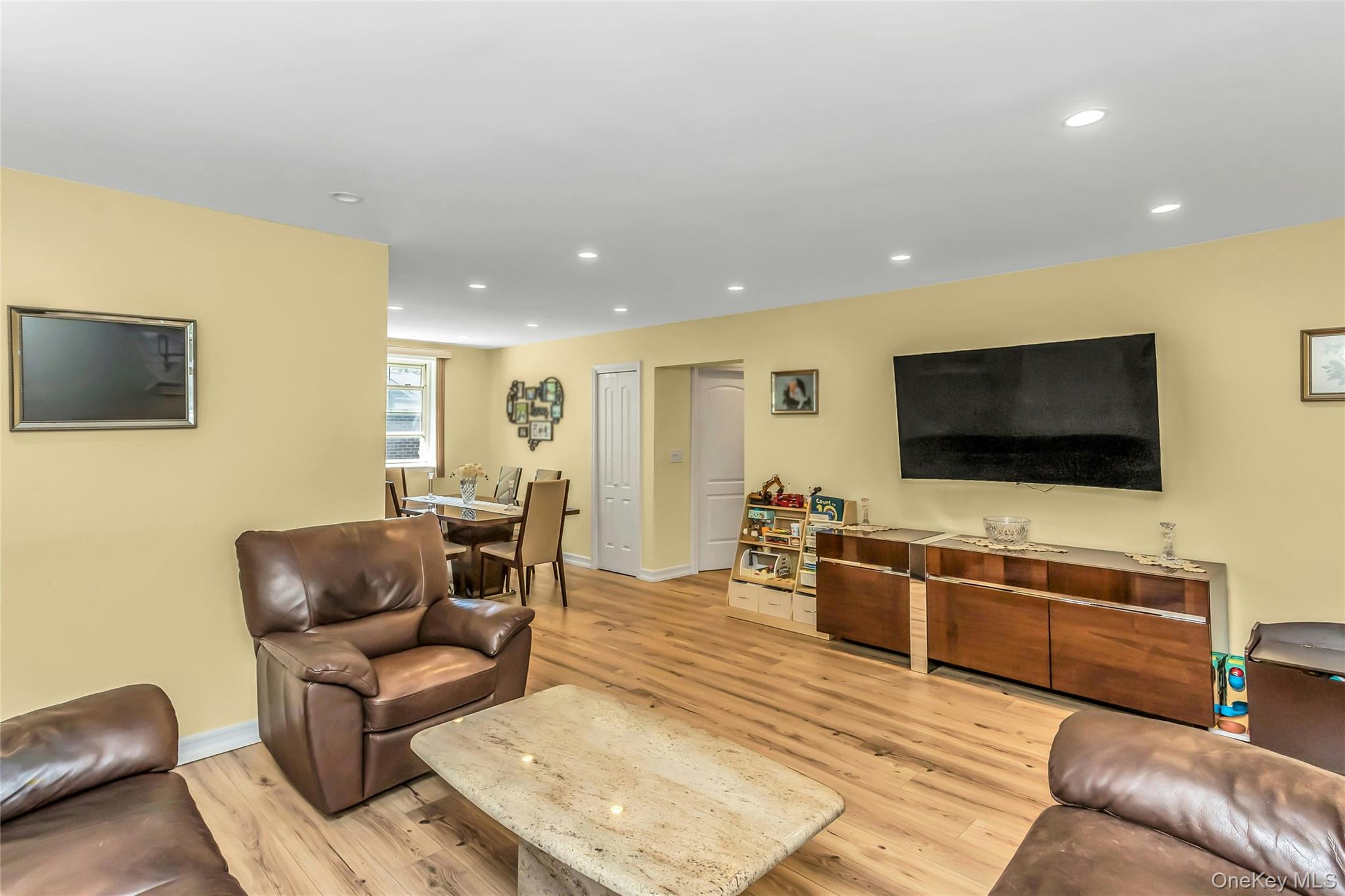 253-01 61st Avenue Unit: UPPER