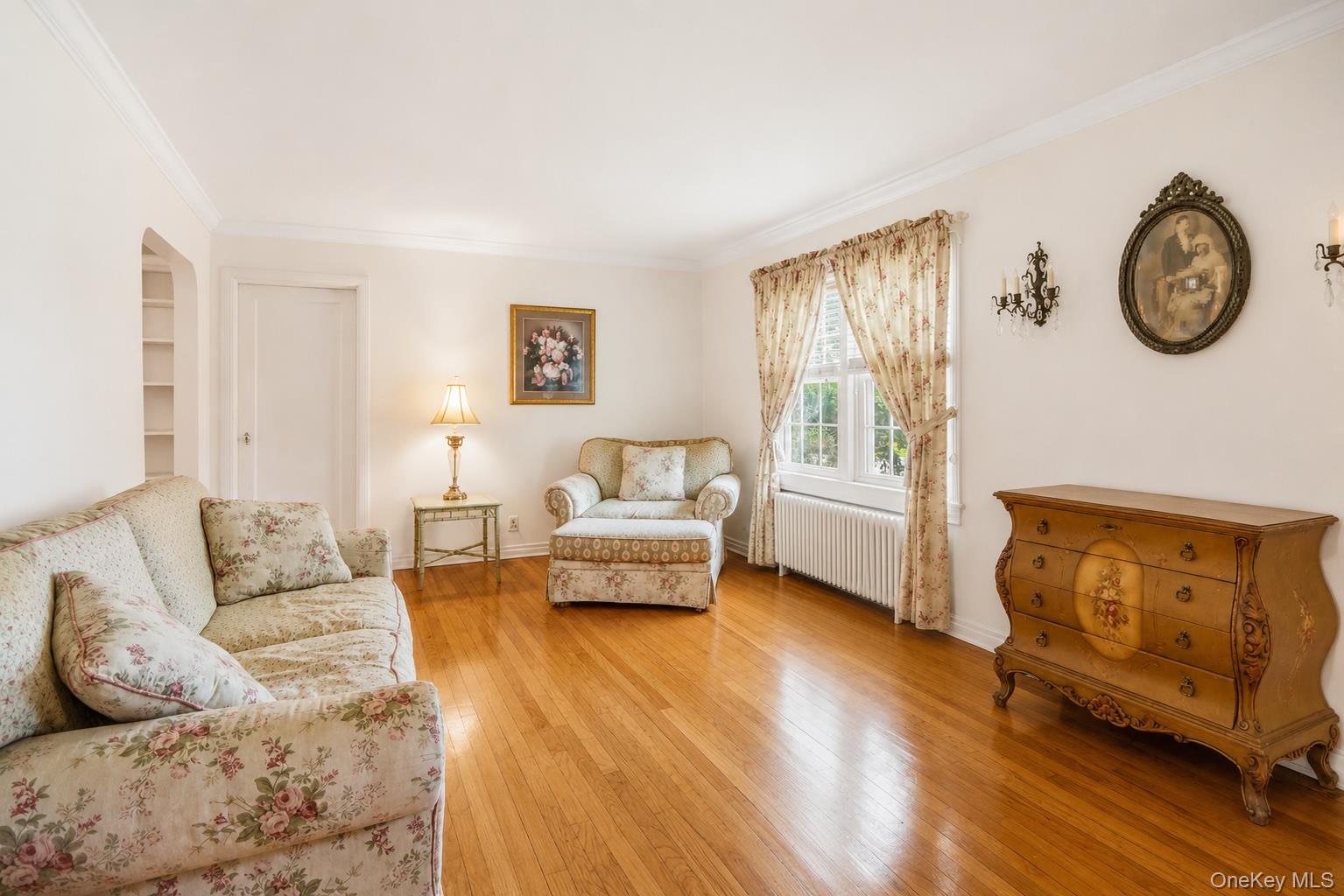 156 Greenway W