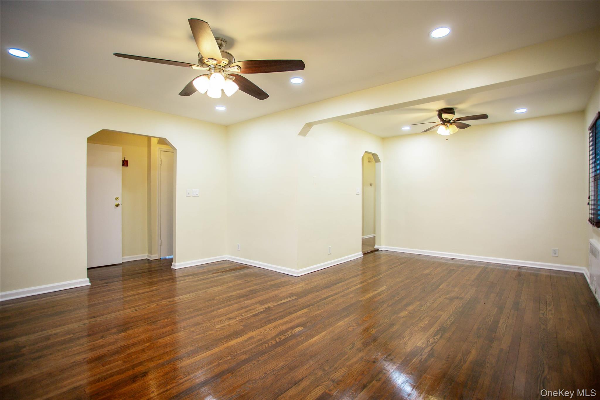 193 Nassau Boulevard Unit: Main