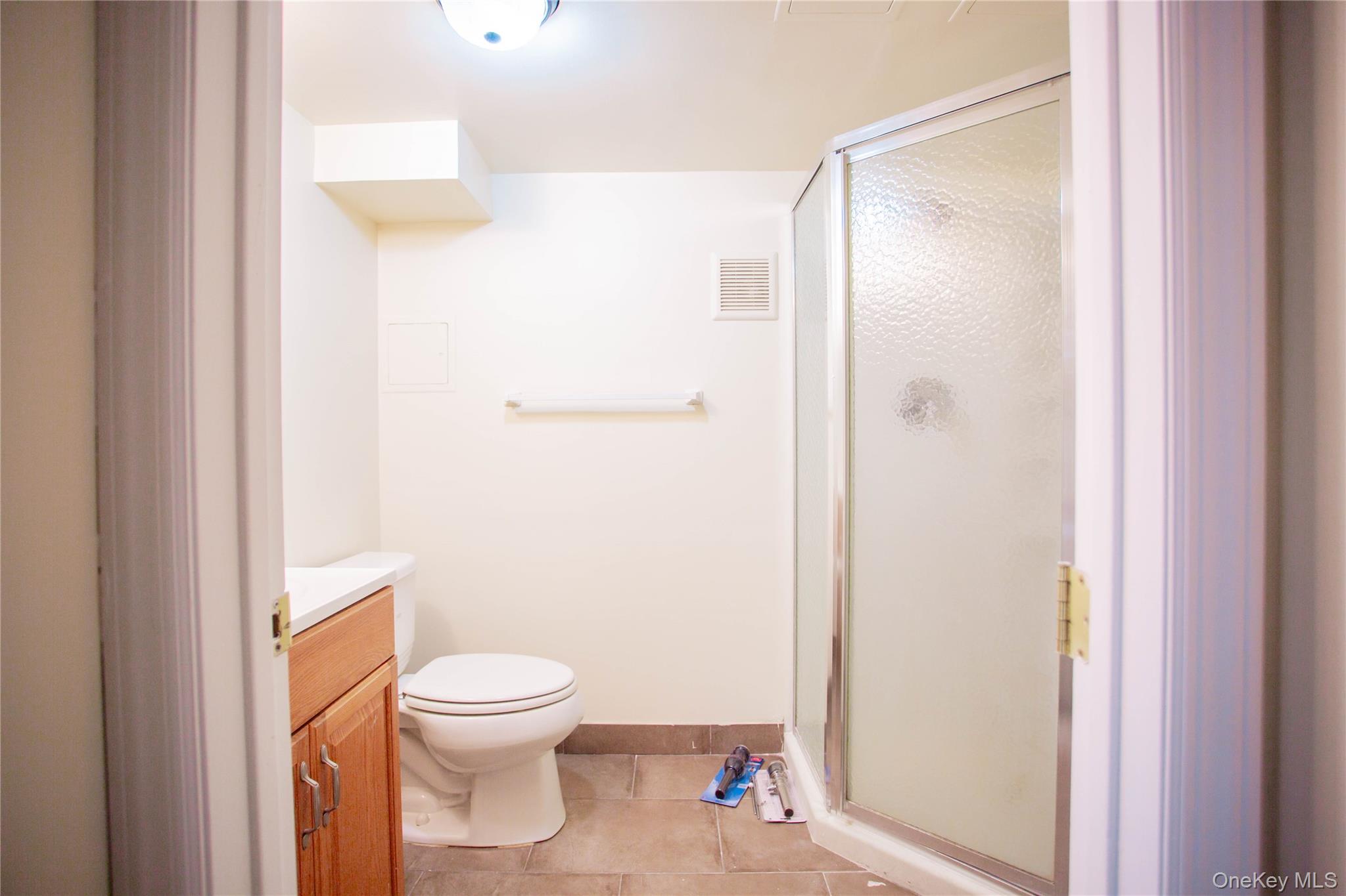 193 Nassau Boulevard Unit: Main