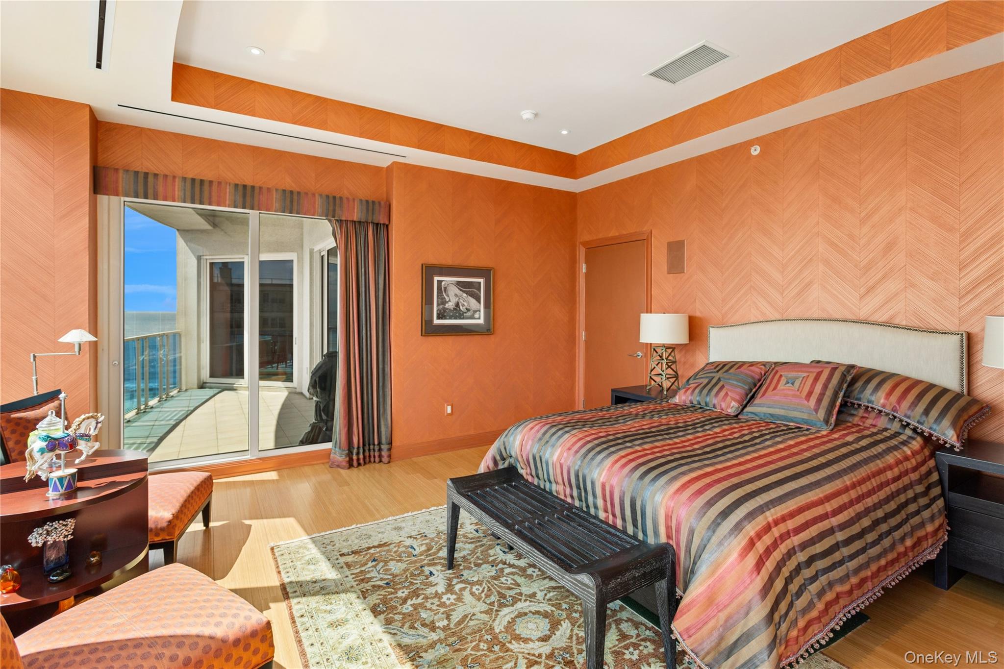 403 E Boardwalk Unit: 806