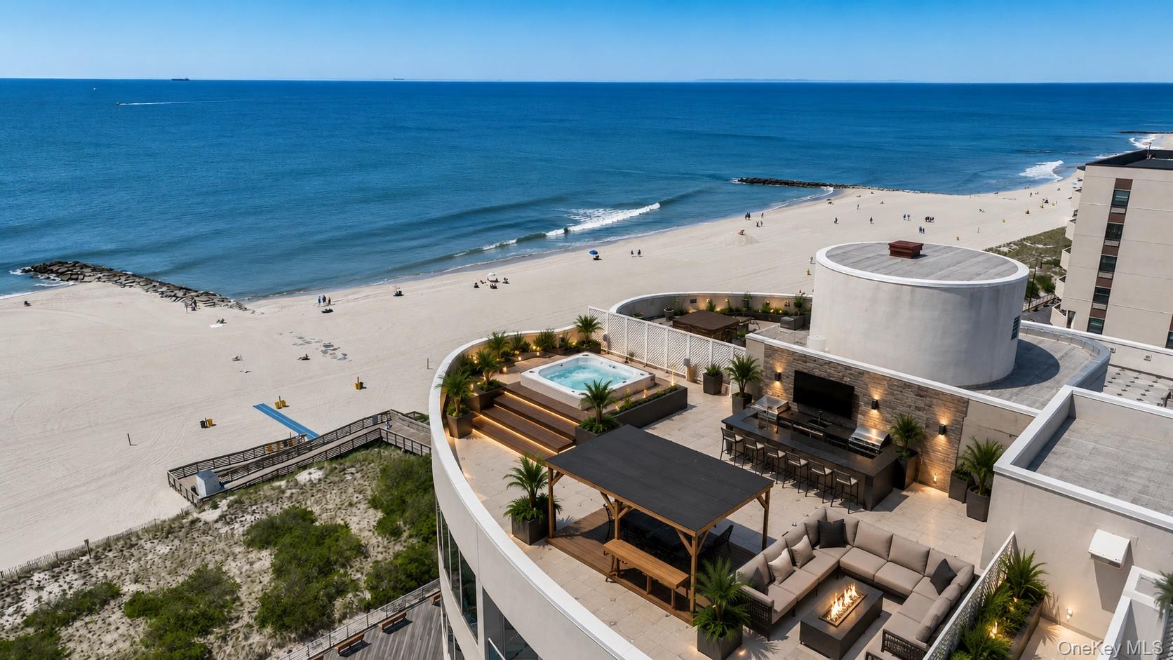 403 E Boardwalk Unit: 806
