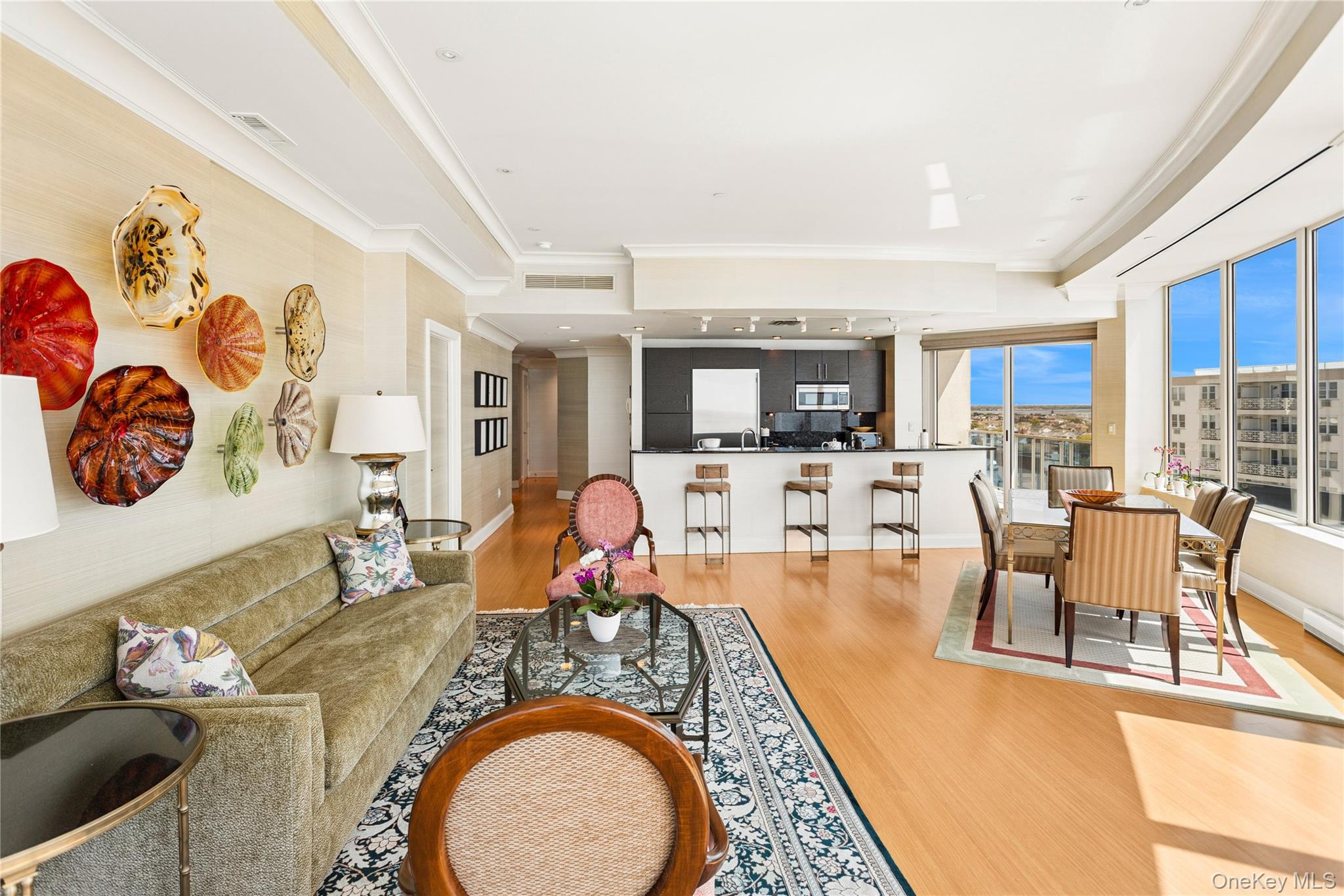 403 E Boardwalk Unit: 806