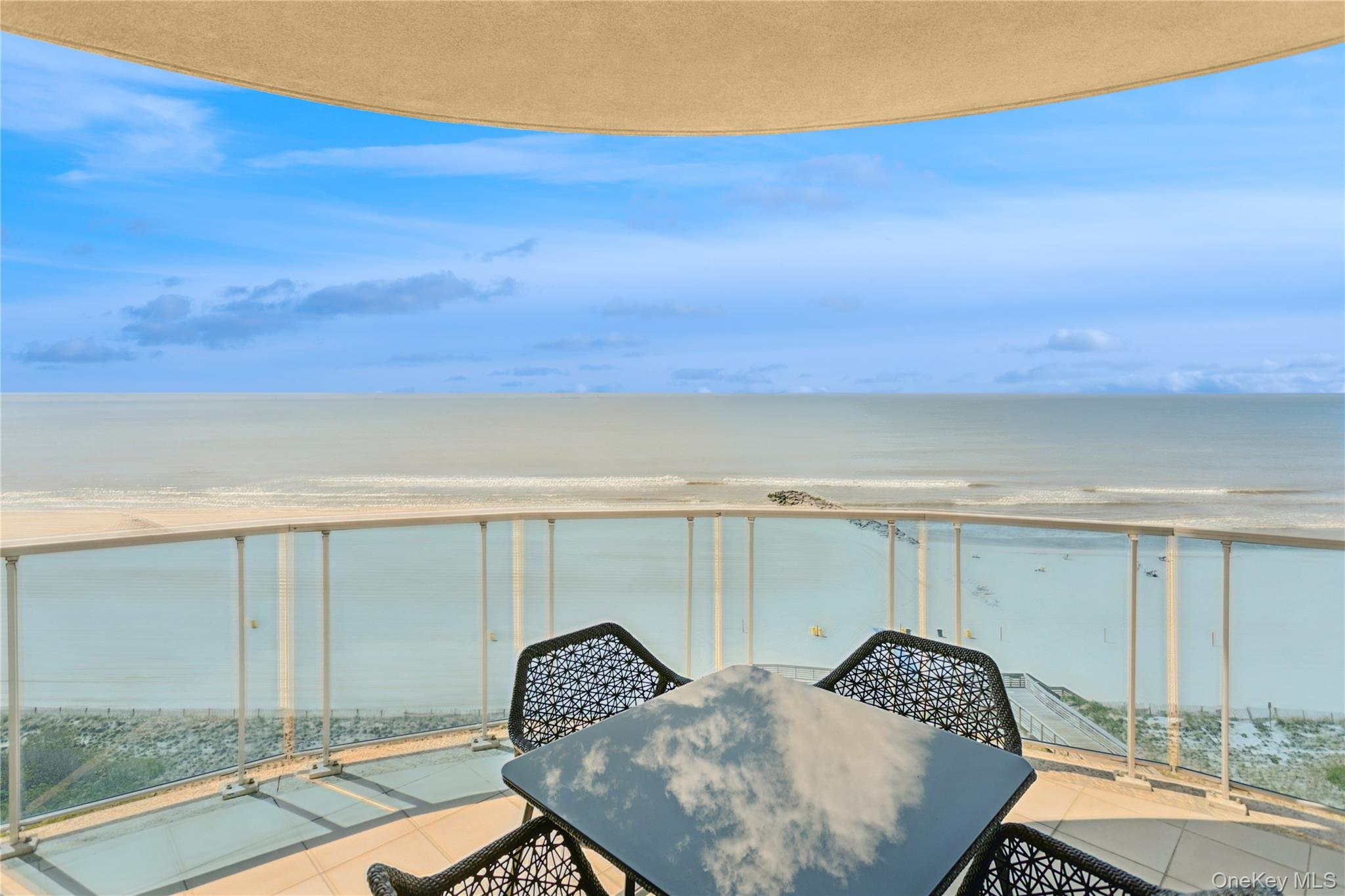 403 E Boardwalk Unit: 806