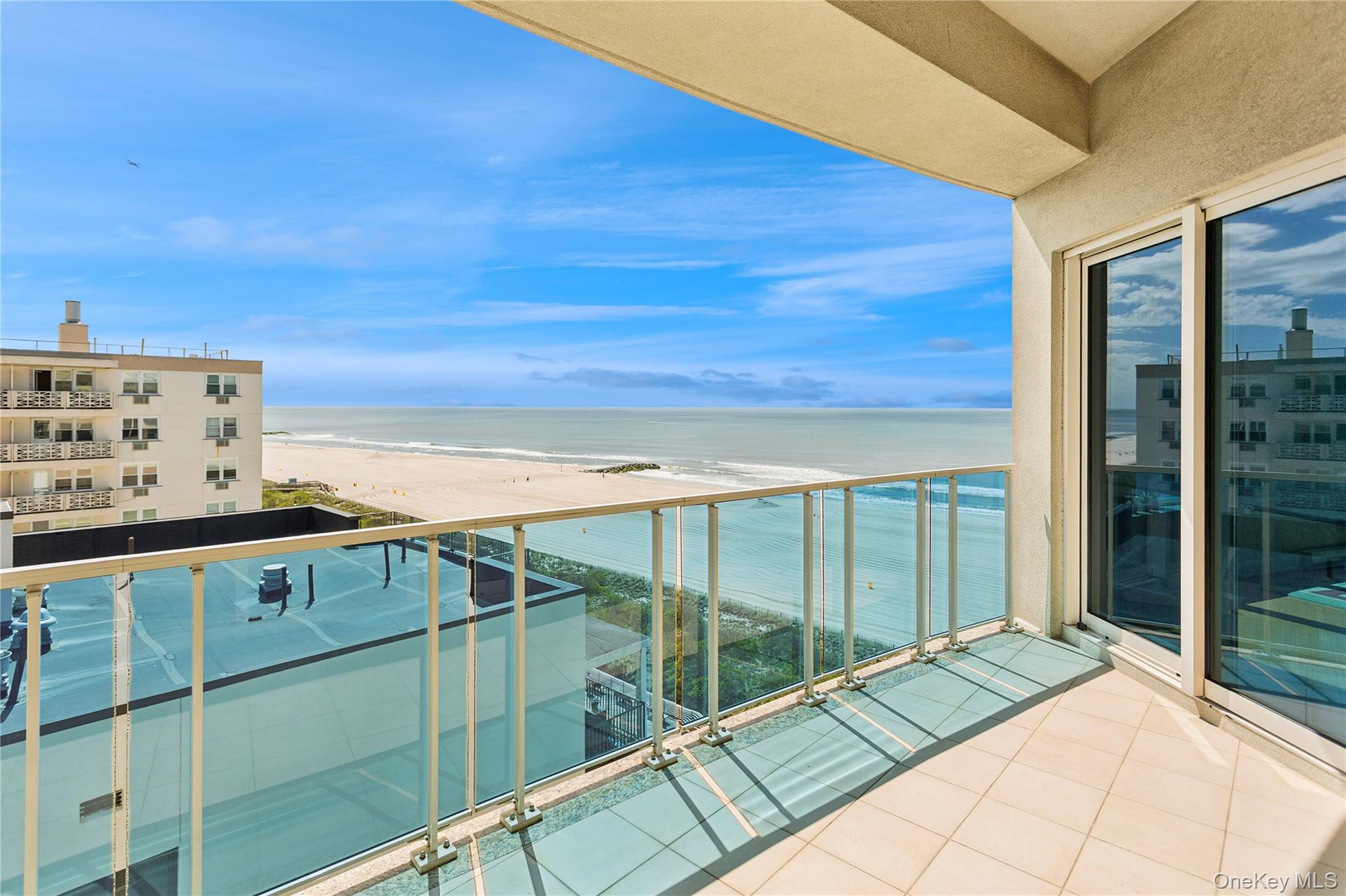 403 E Boardwalk Unit: 806