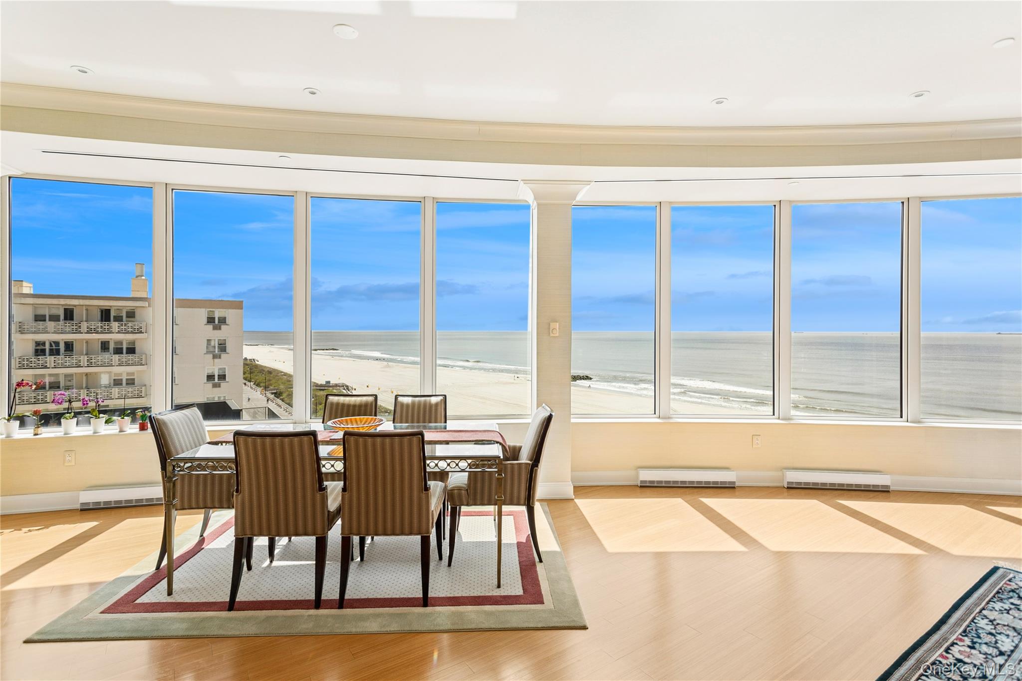 403 E Boardwalk Unit: 806