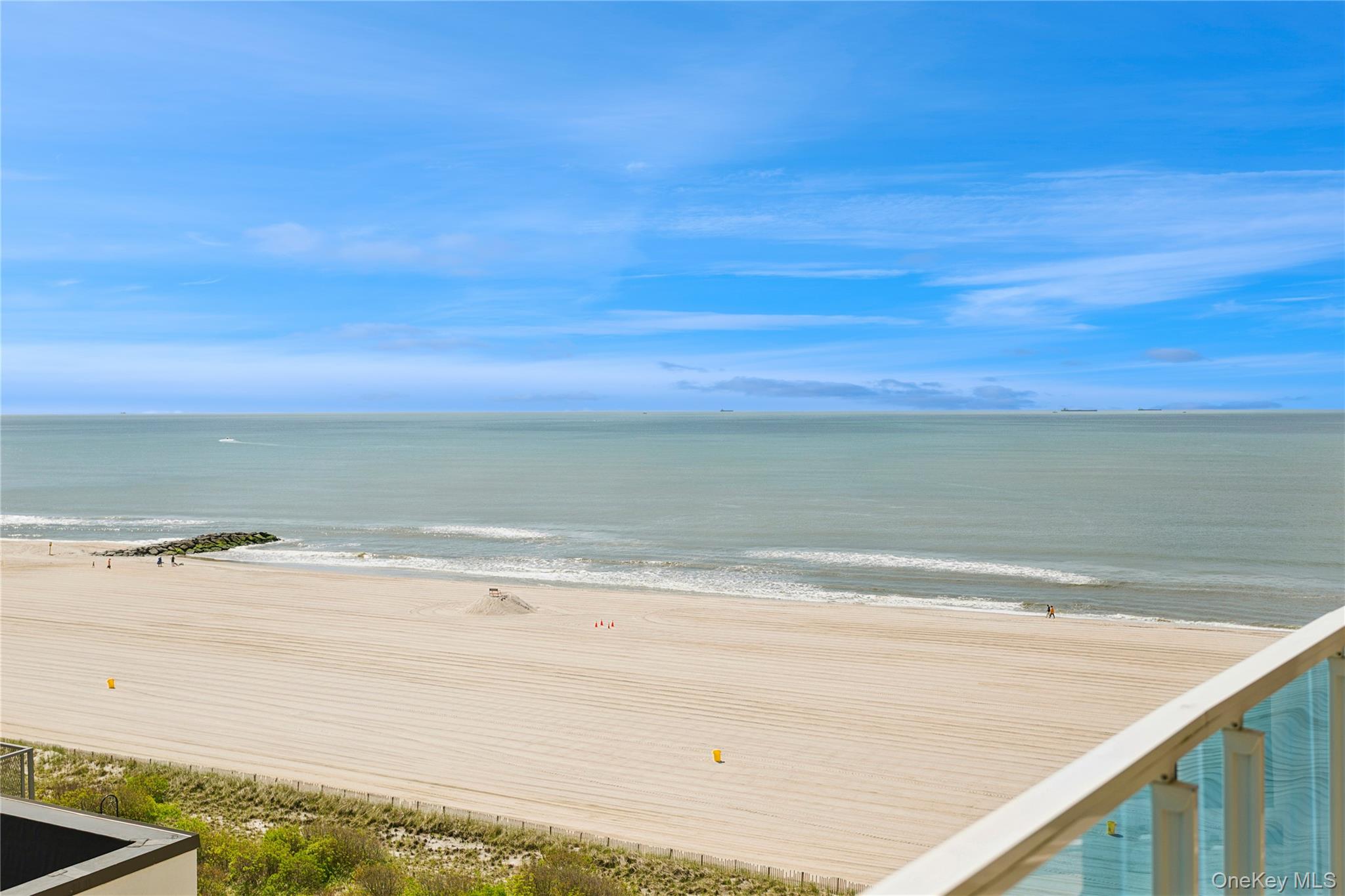 403 E Boardwalk Unit: 806