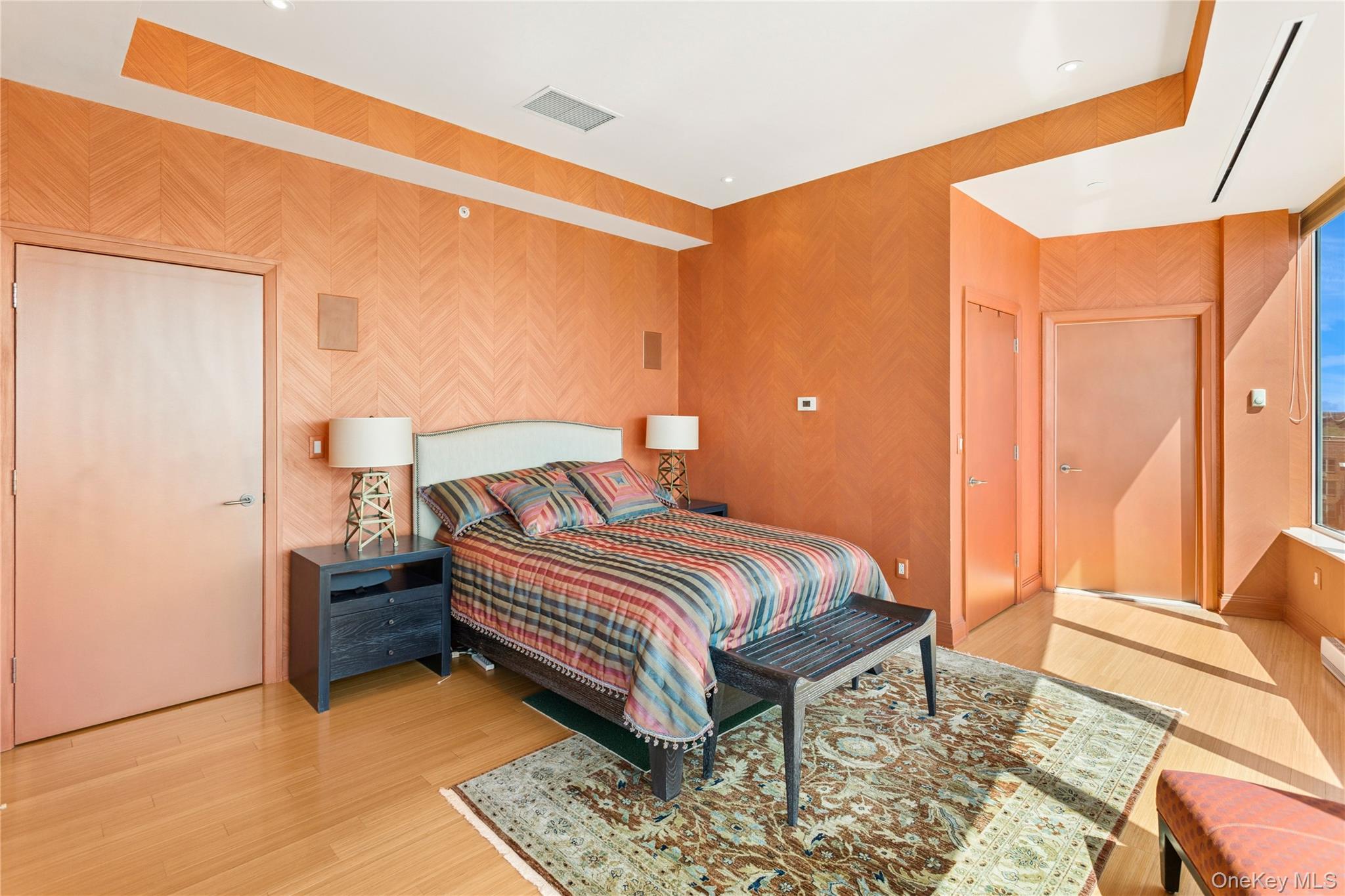 403 E Boardwalk Unit: 806