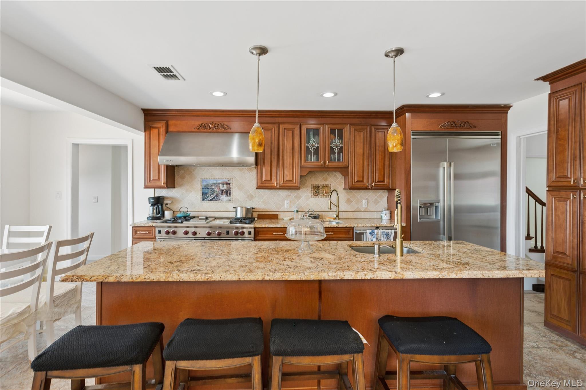 996 Wateredge Place