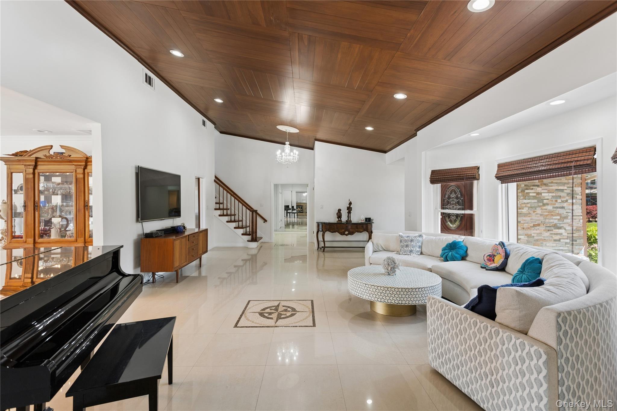 996 Wateredge Place