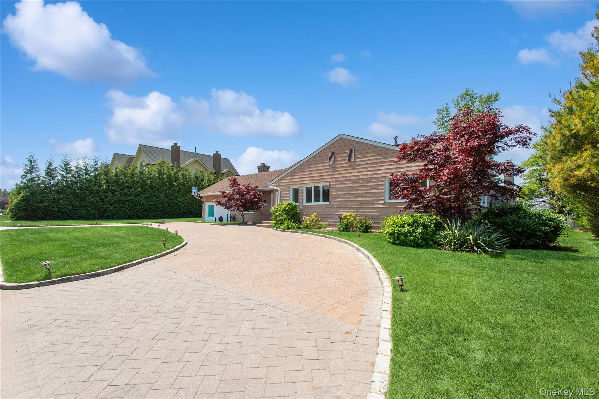 996 Wateredge Place