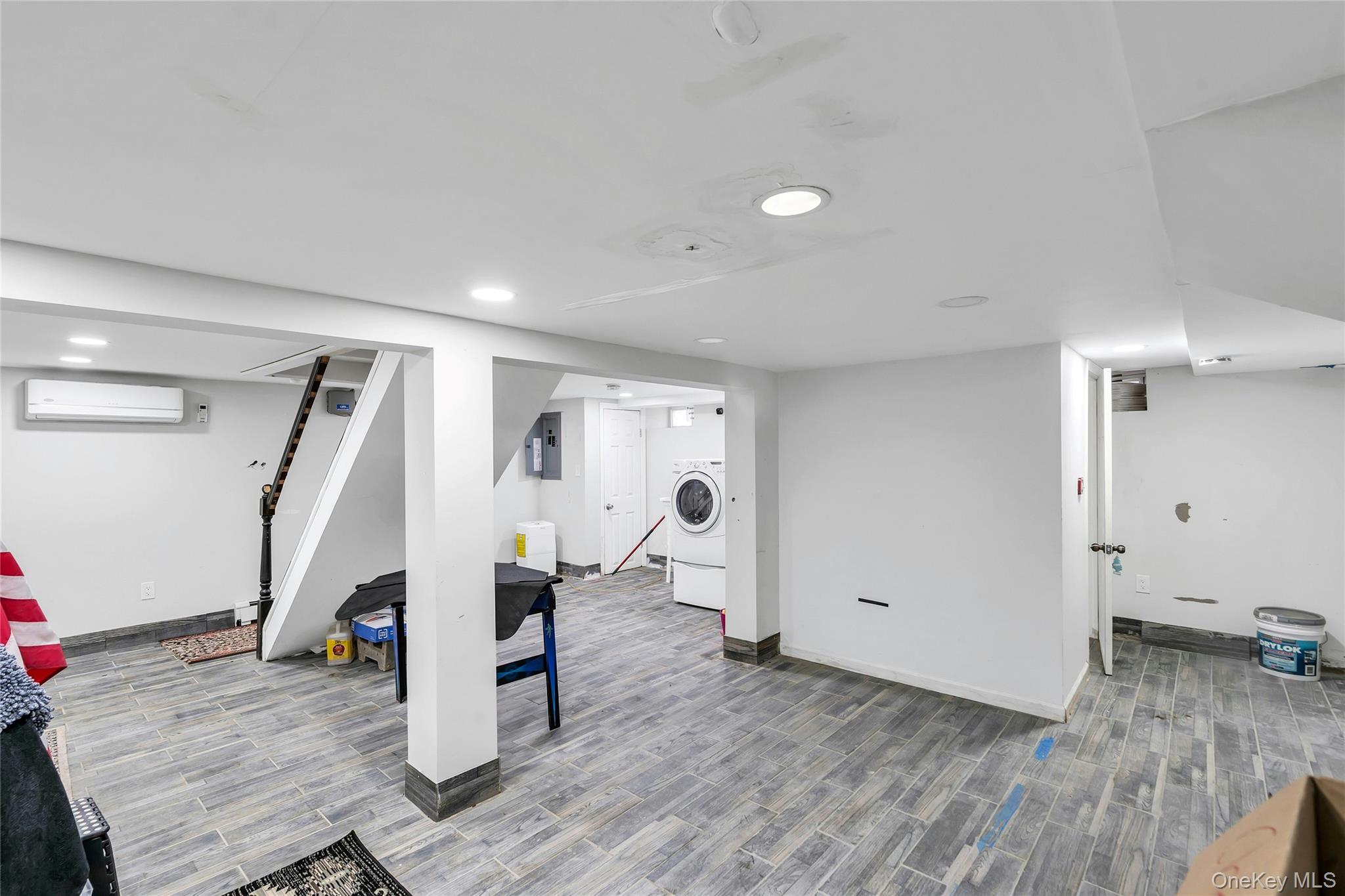80 E 19th Street