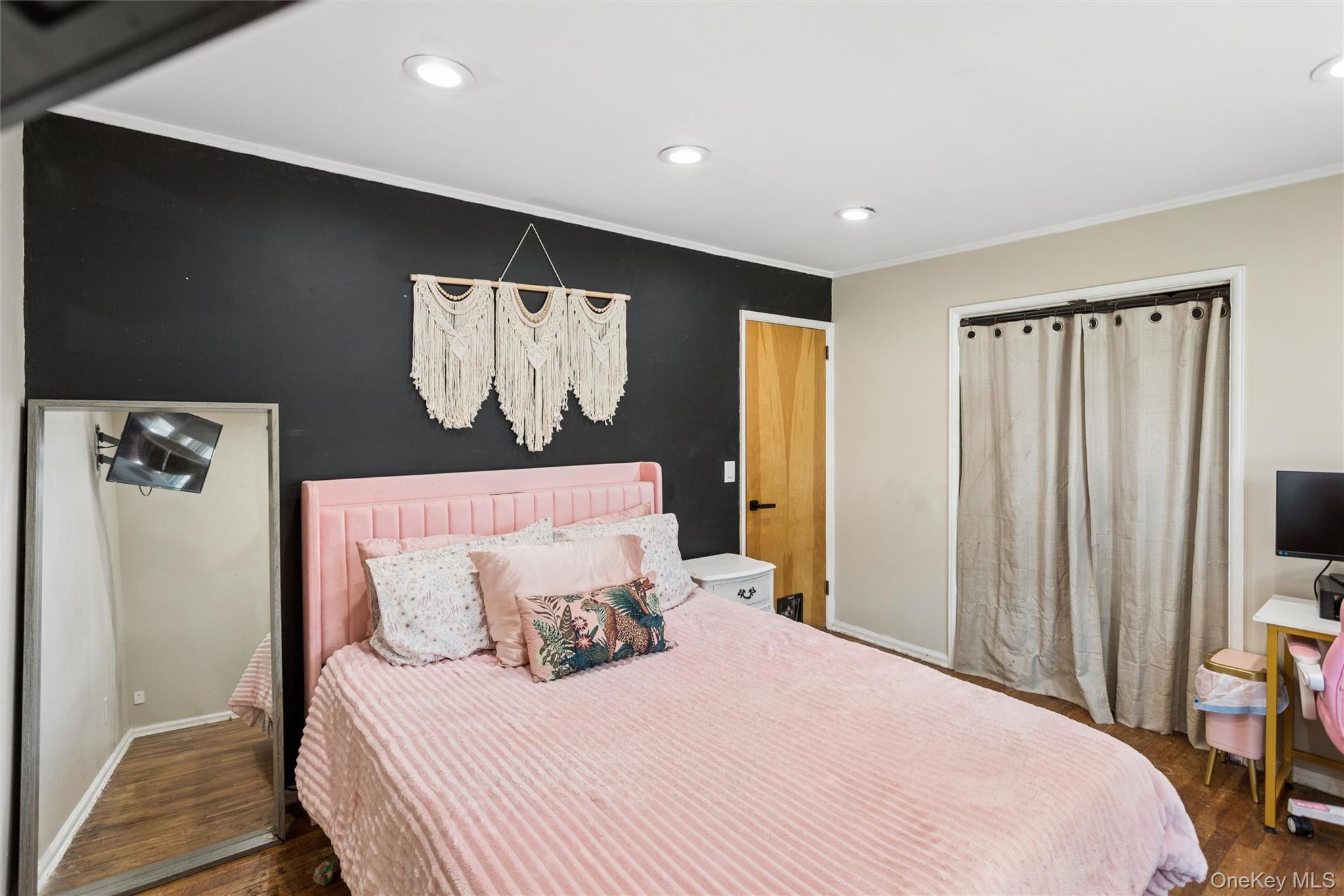 2877 Calvin Road