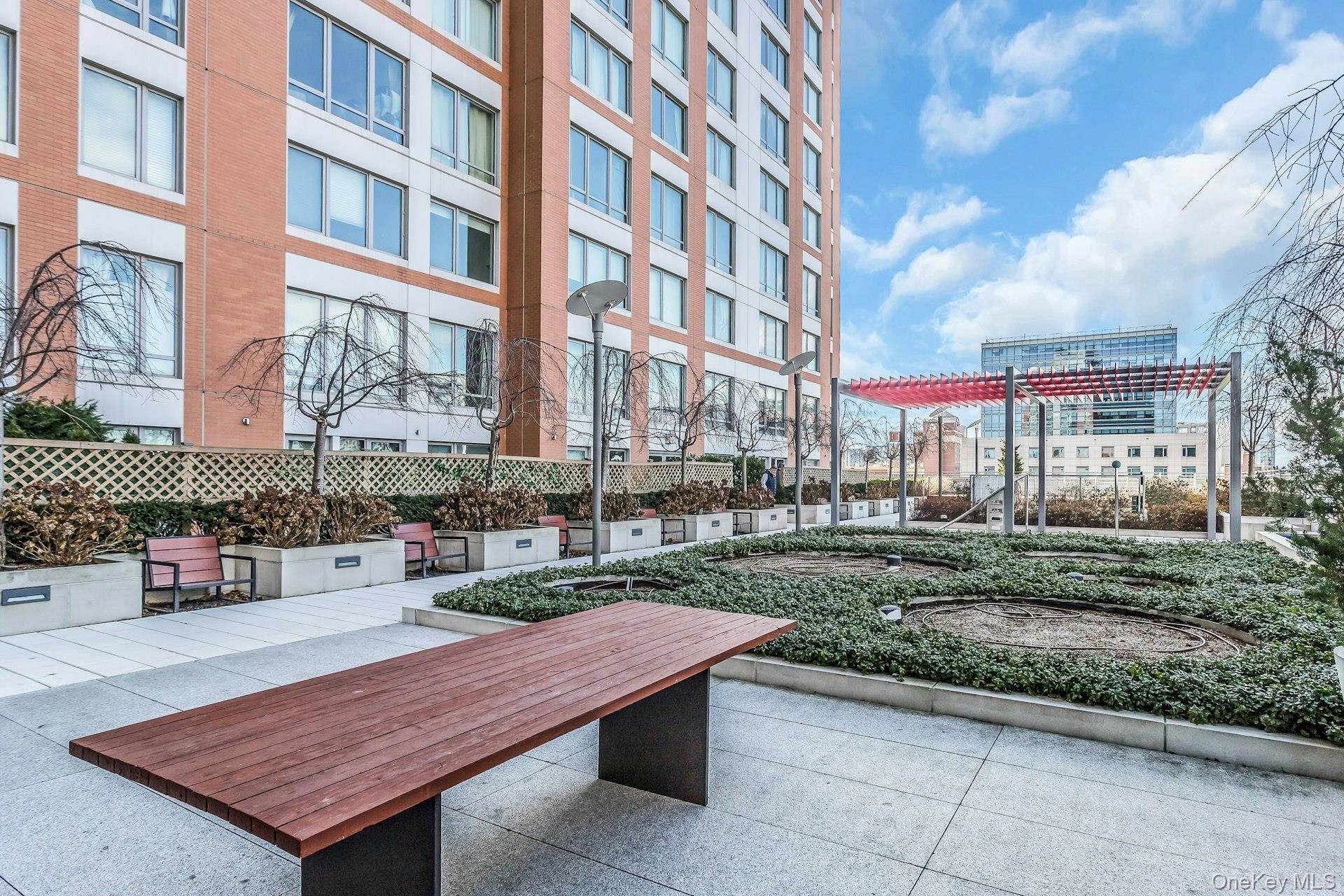 138-35 39th Avenue Unit: 13L
