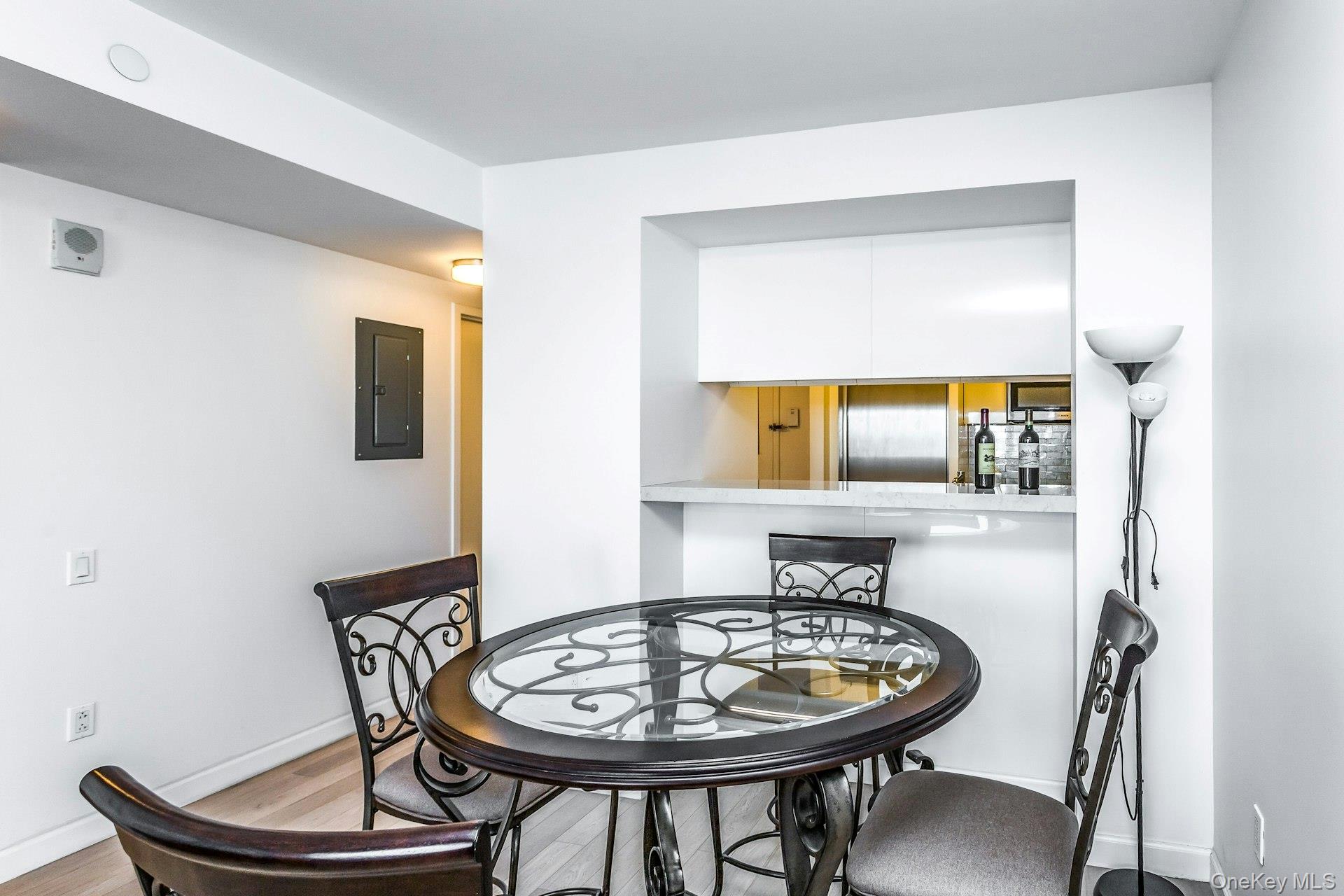 138-35 39th Avenue Unit: 13L